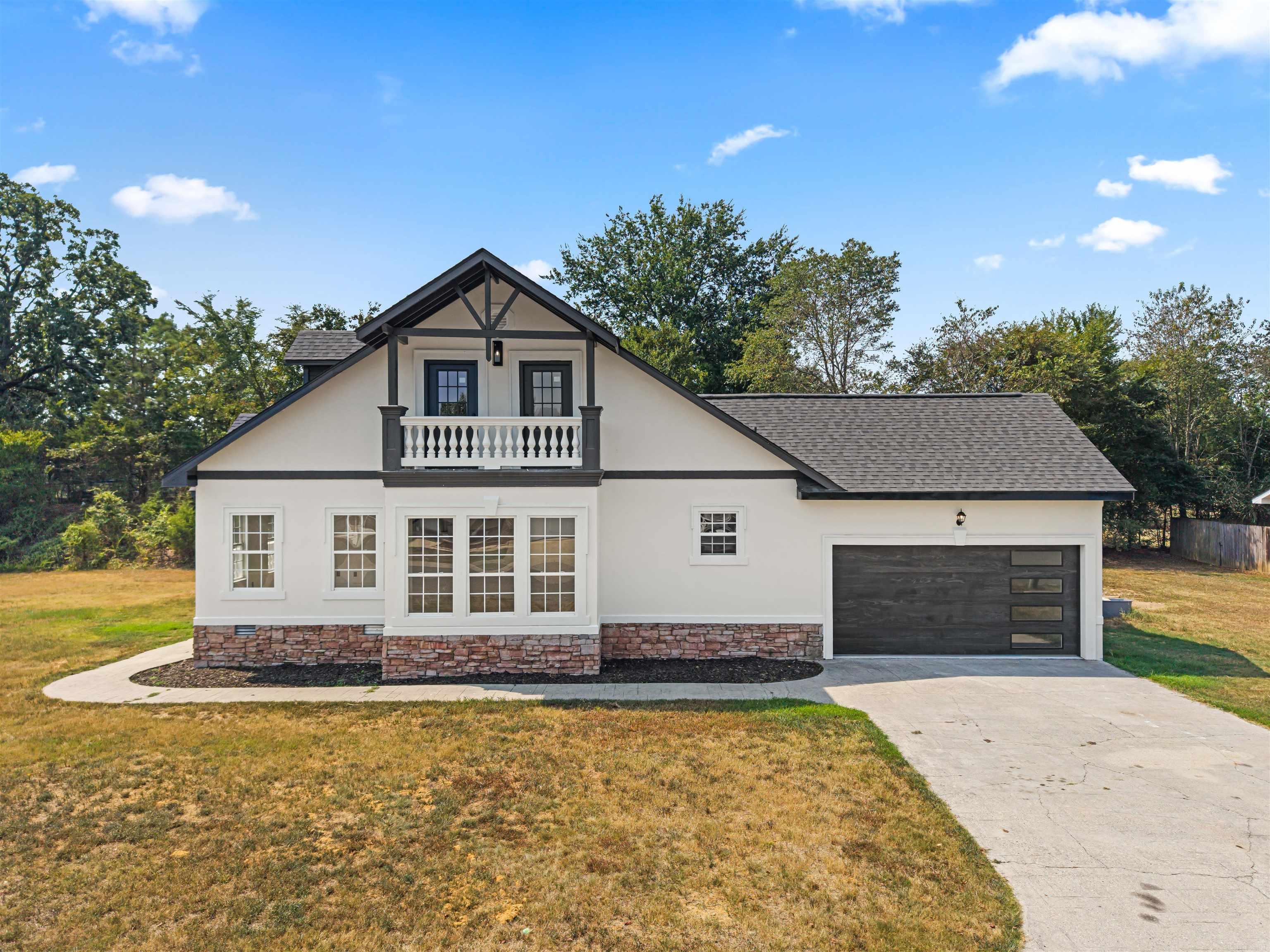 109  Gabor  Hot Springs, AR