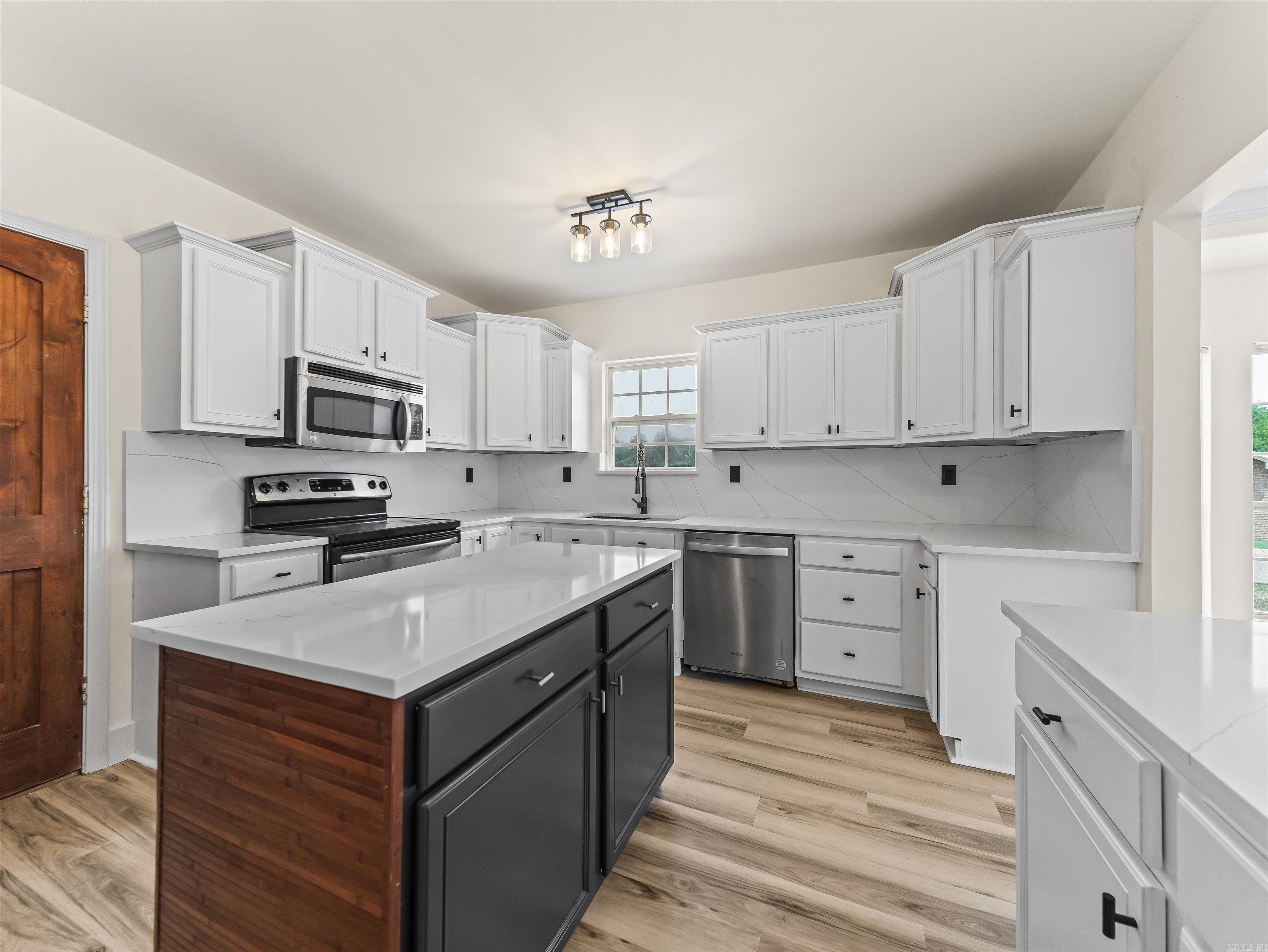 109 Gabor  Hot Springs, AR