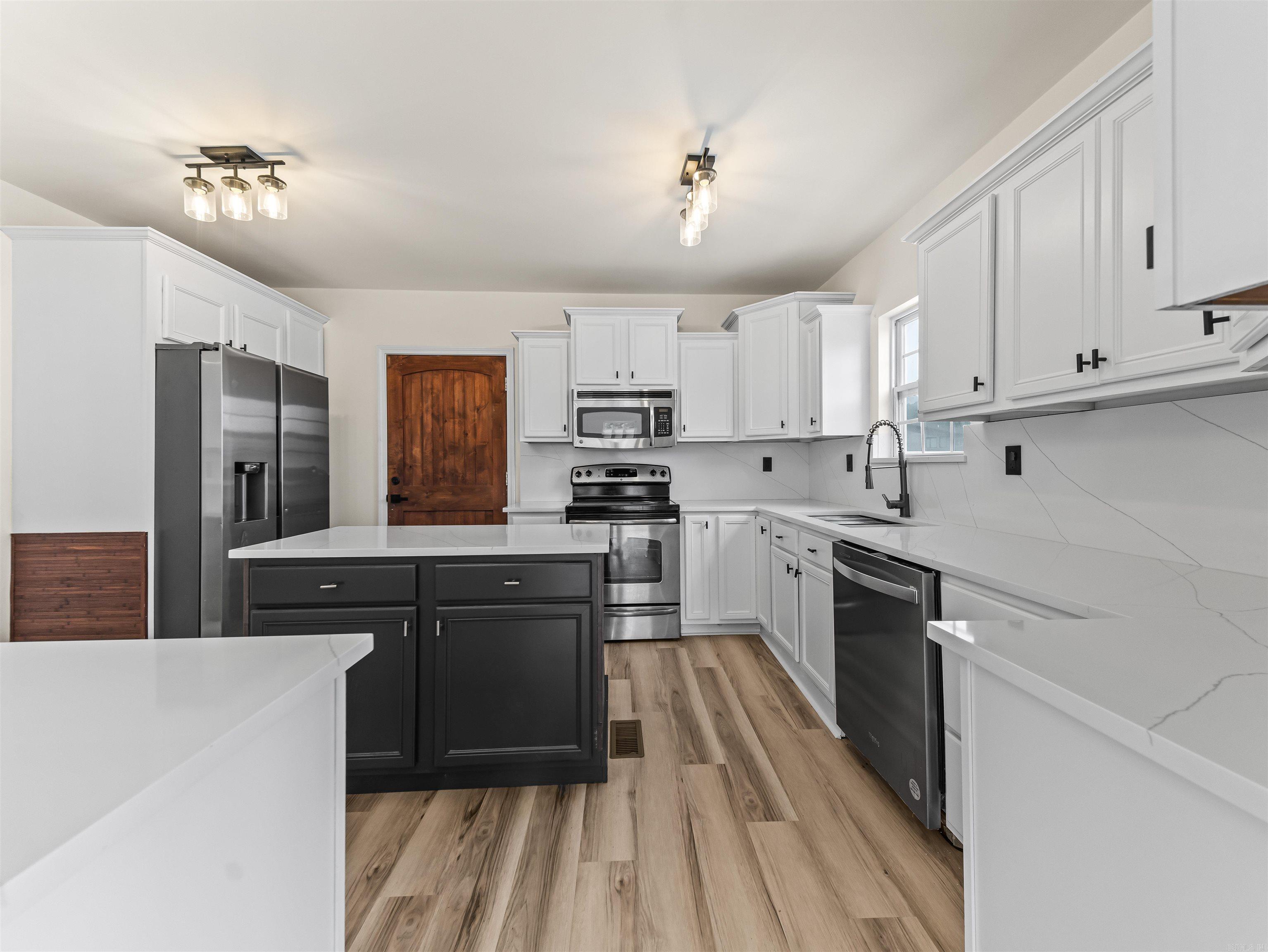 109 Gabor  Hot Springs, AR