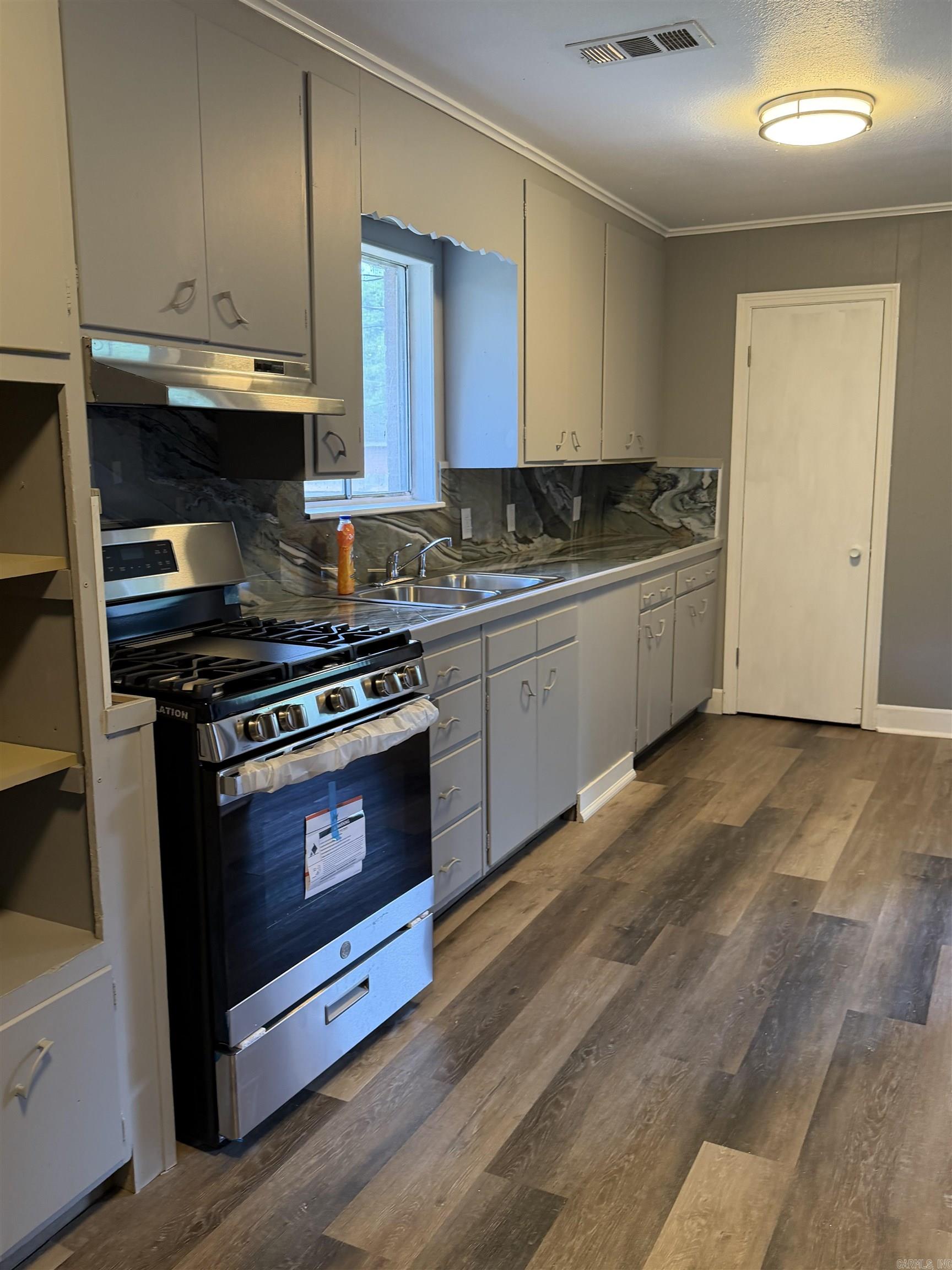 1903 W 25th  Pine Bluff, AR