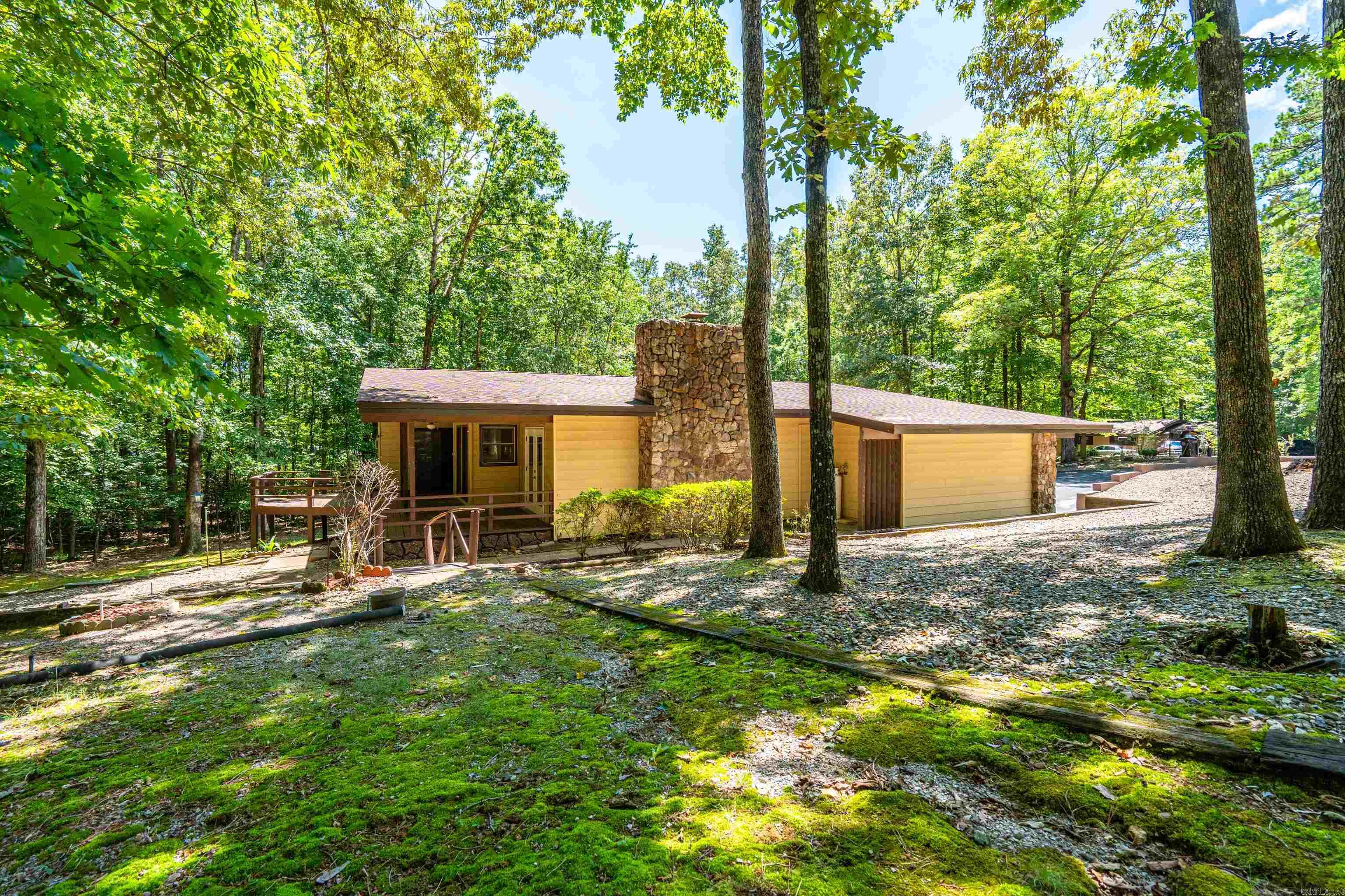 27 Valls Lane  Hot Springs Village, AR