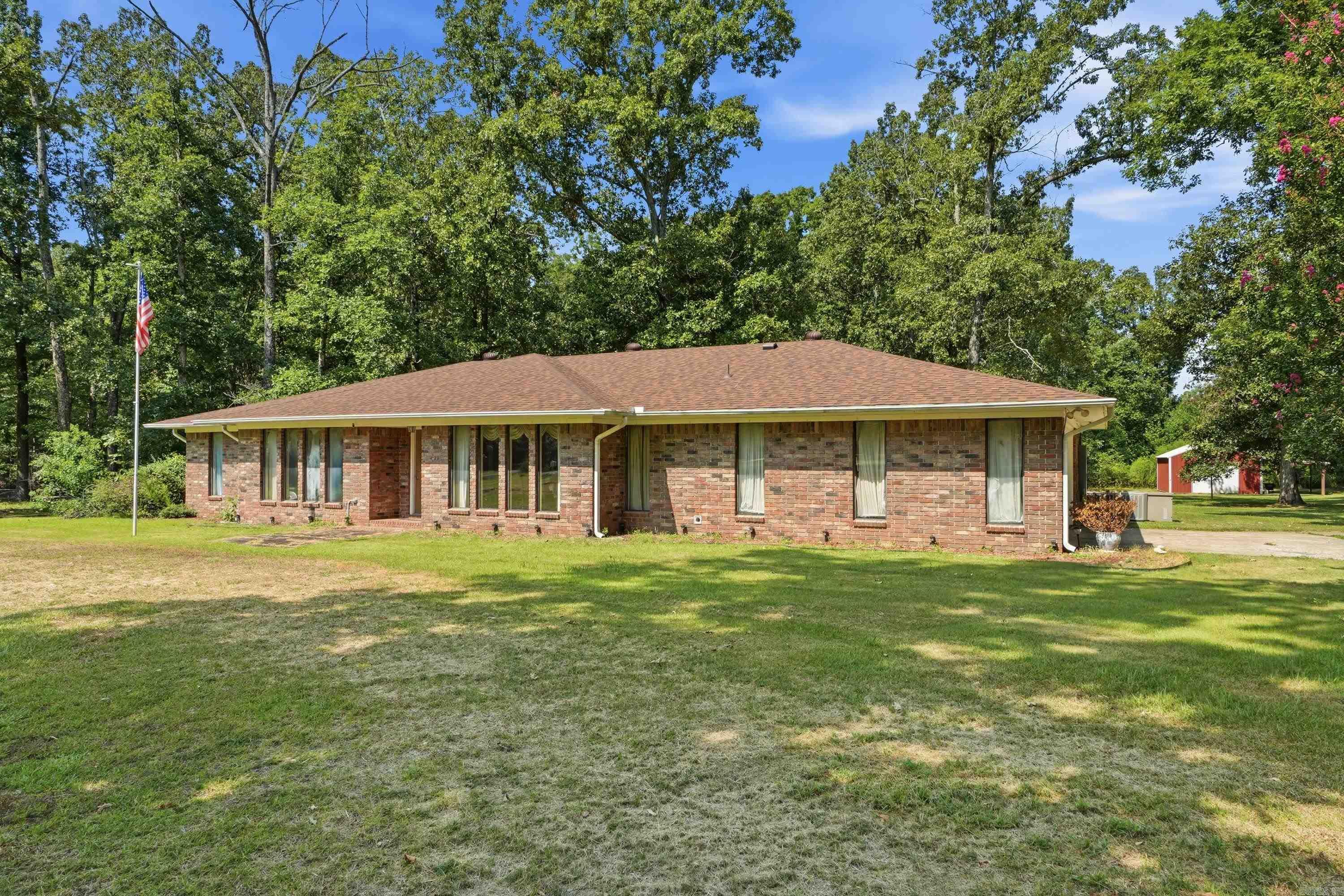 6845 Village Dr  Pine Bluff, AR