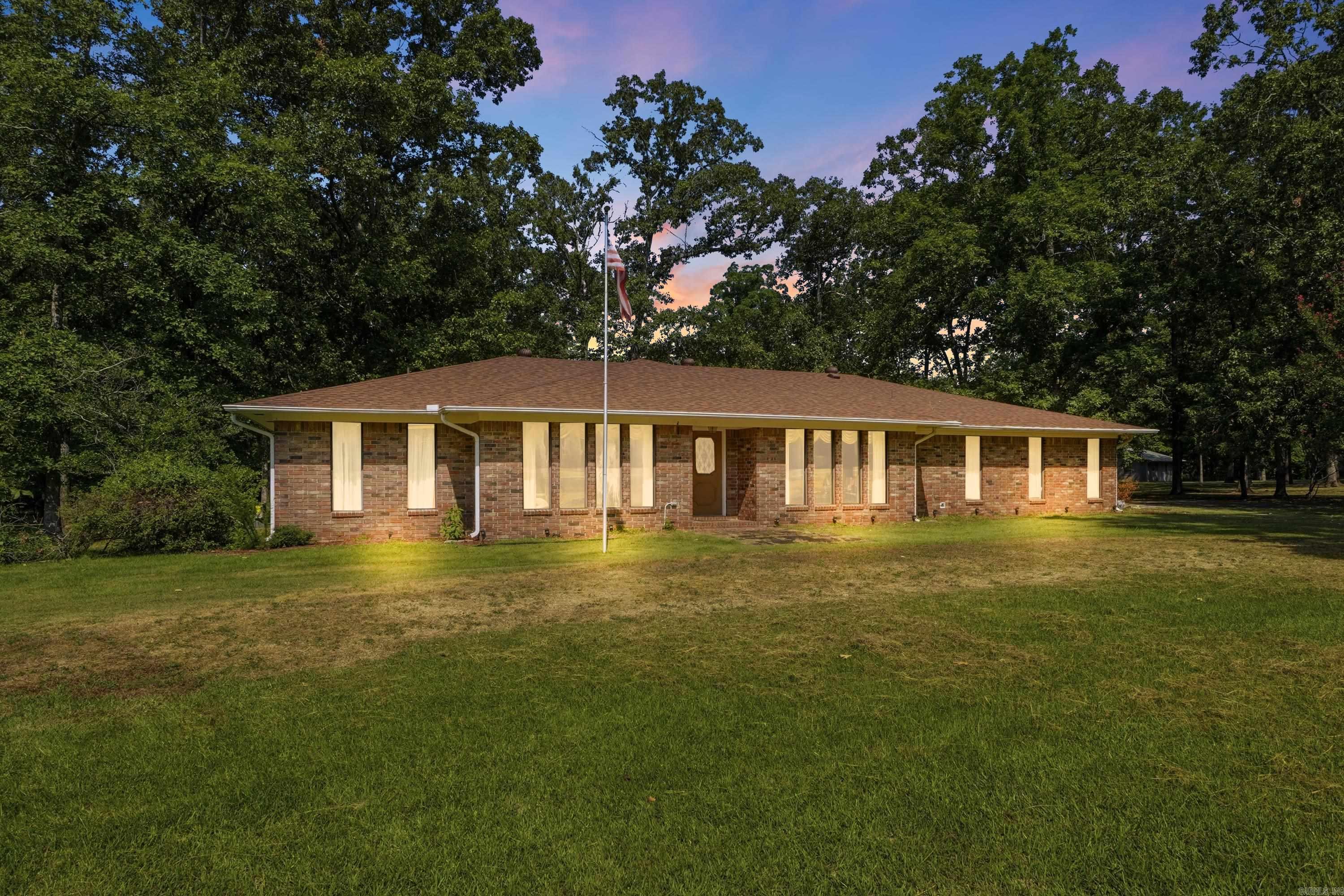 6845 Village Dr  Pine Bluff, AR