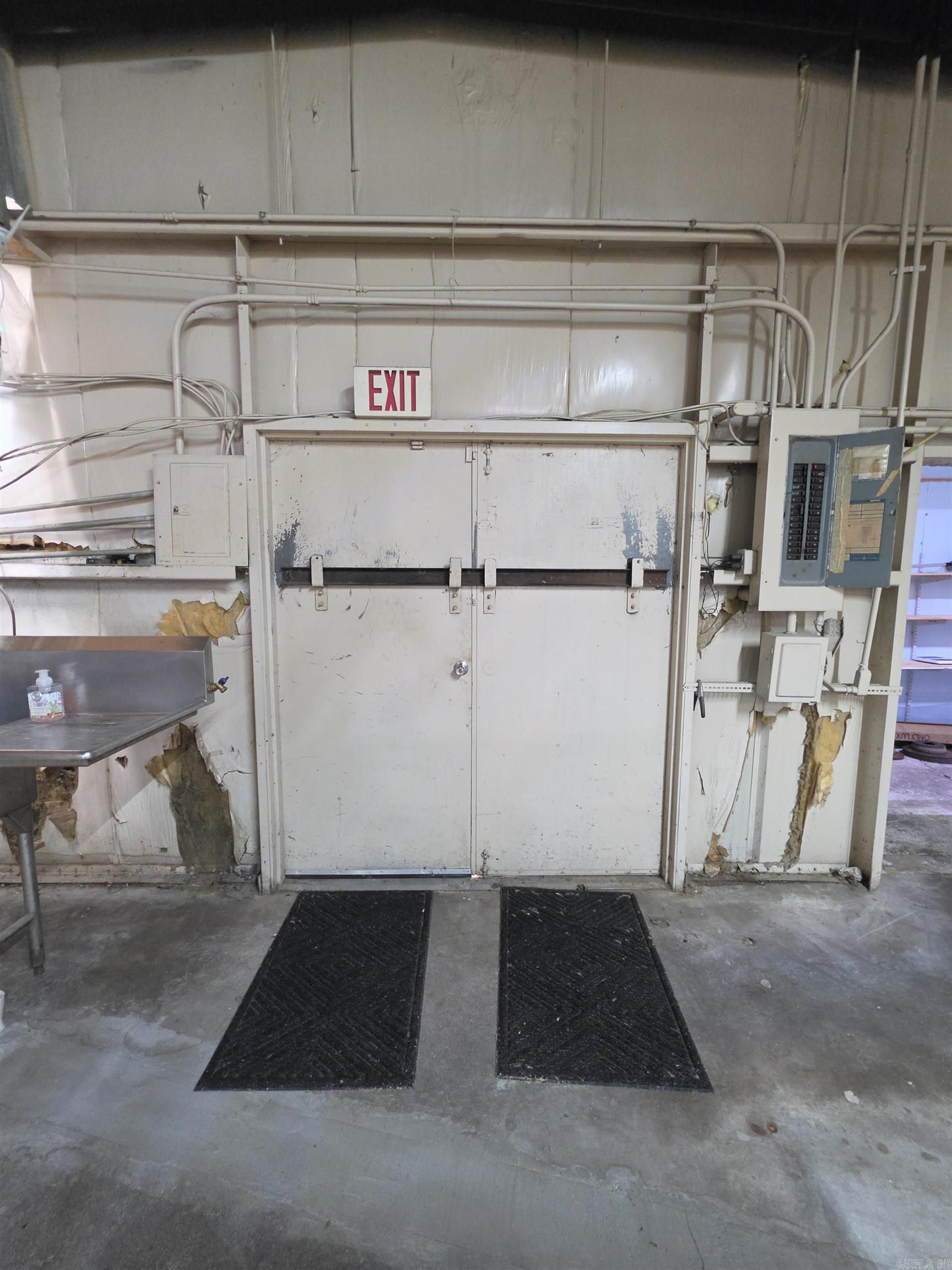 105 S Main St  Patterson, AR