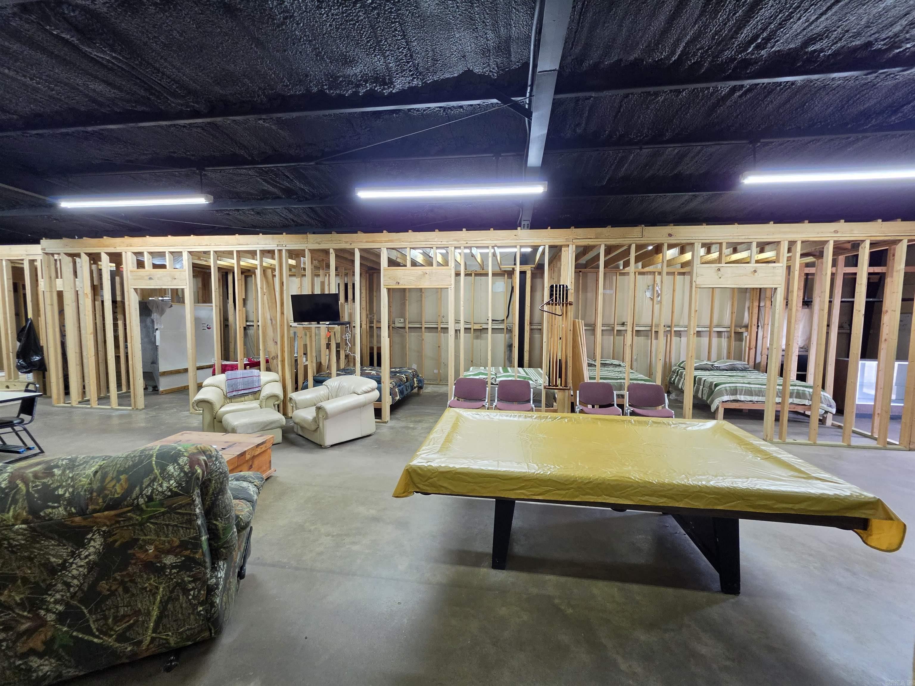105 S Main St  Patterson, AR