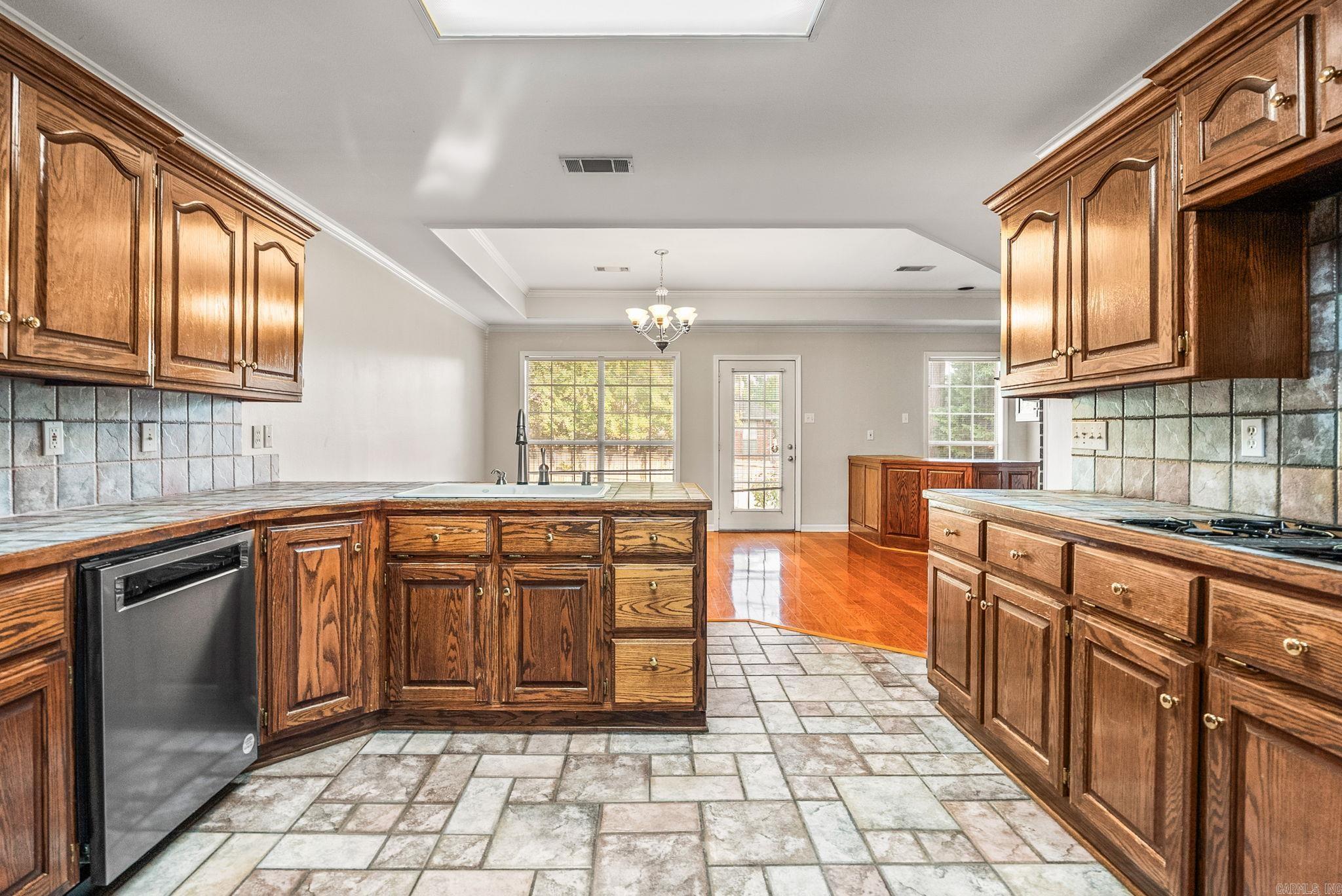 104 Cannes  Maumelle, AR