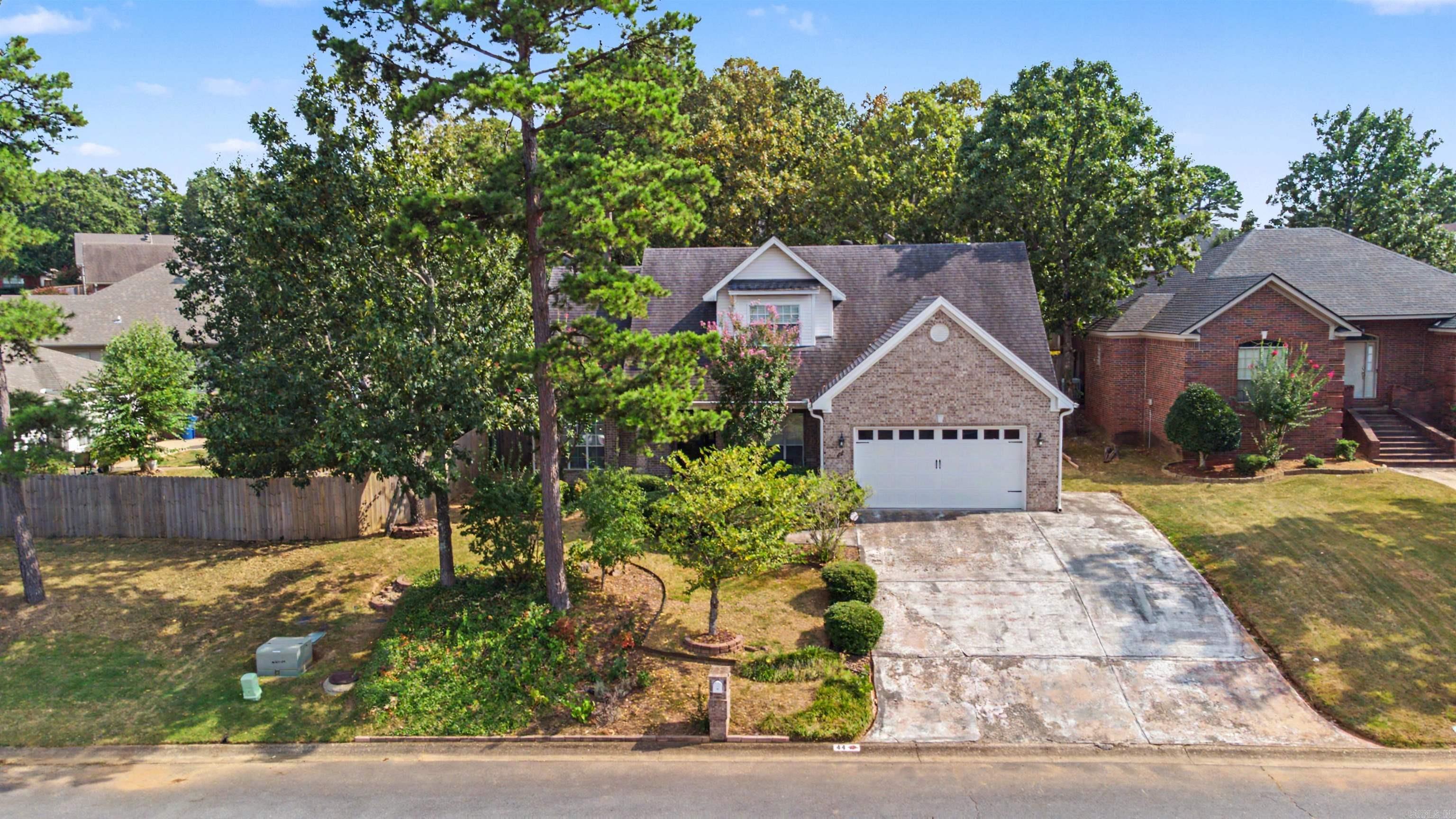 44 W Point  Maumelle, AR