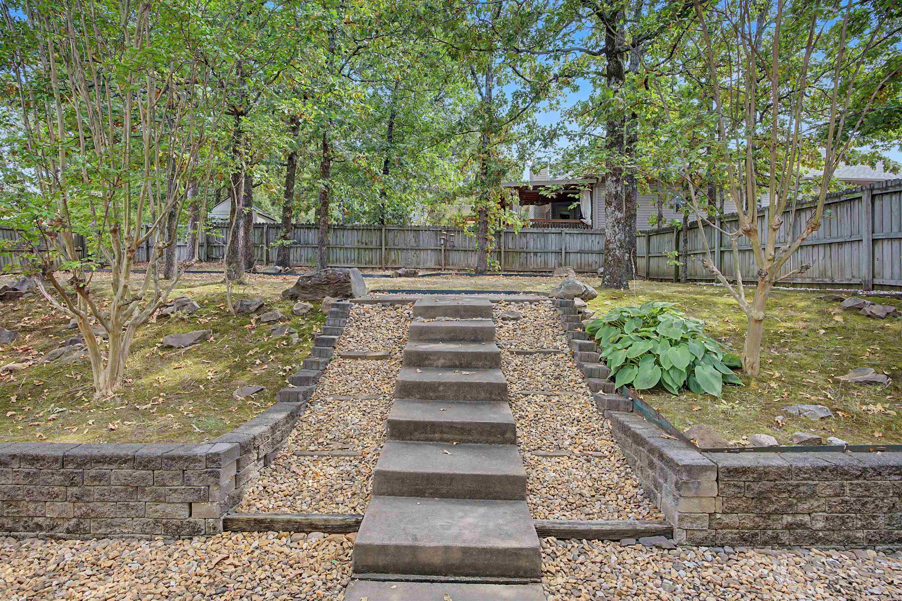 44 W Point  Maumelle, AR