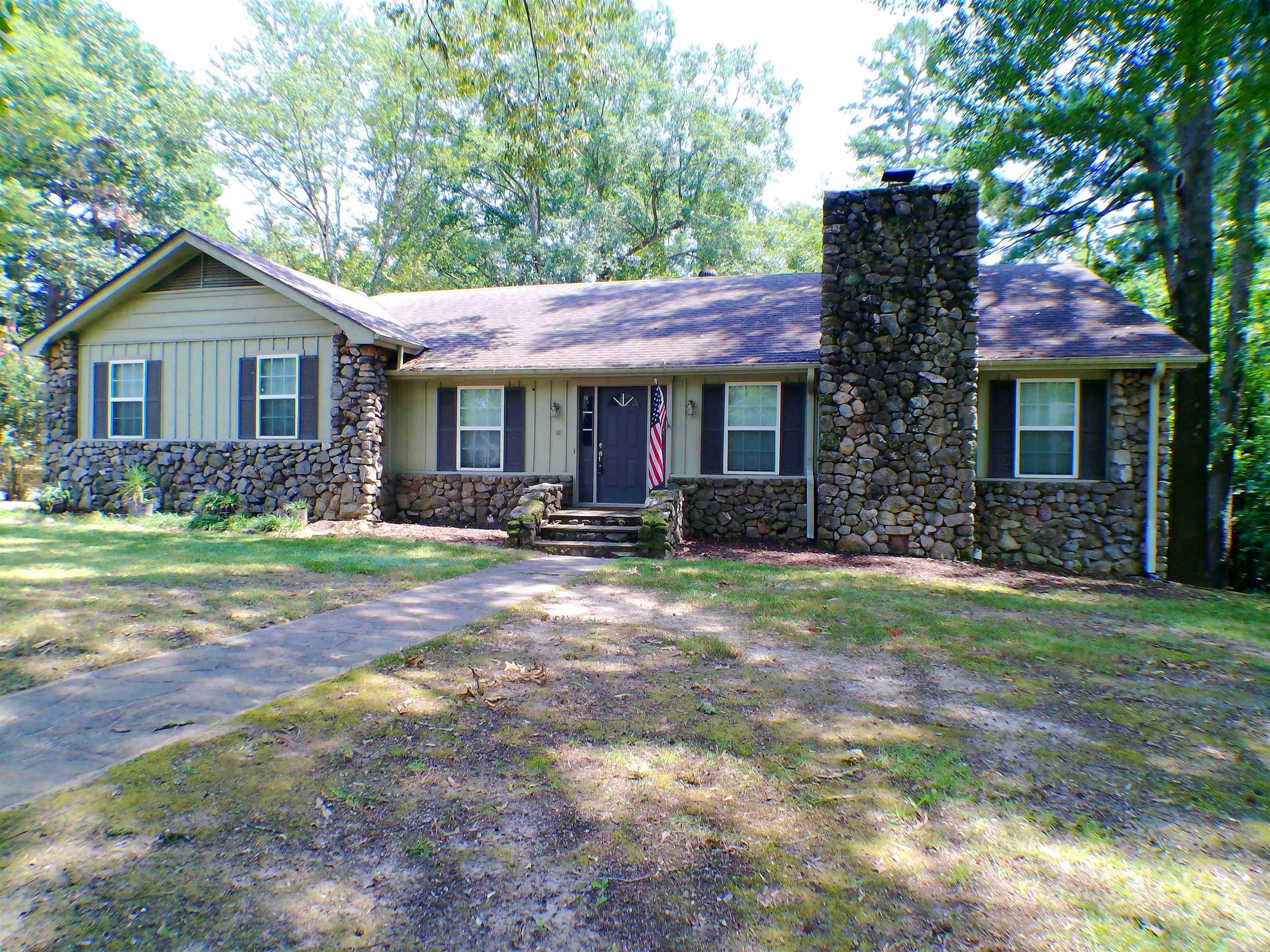 1  Ivy  Arkadelphia, AR