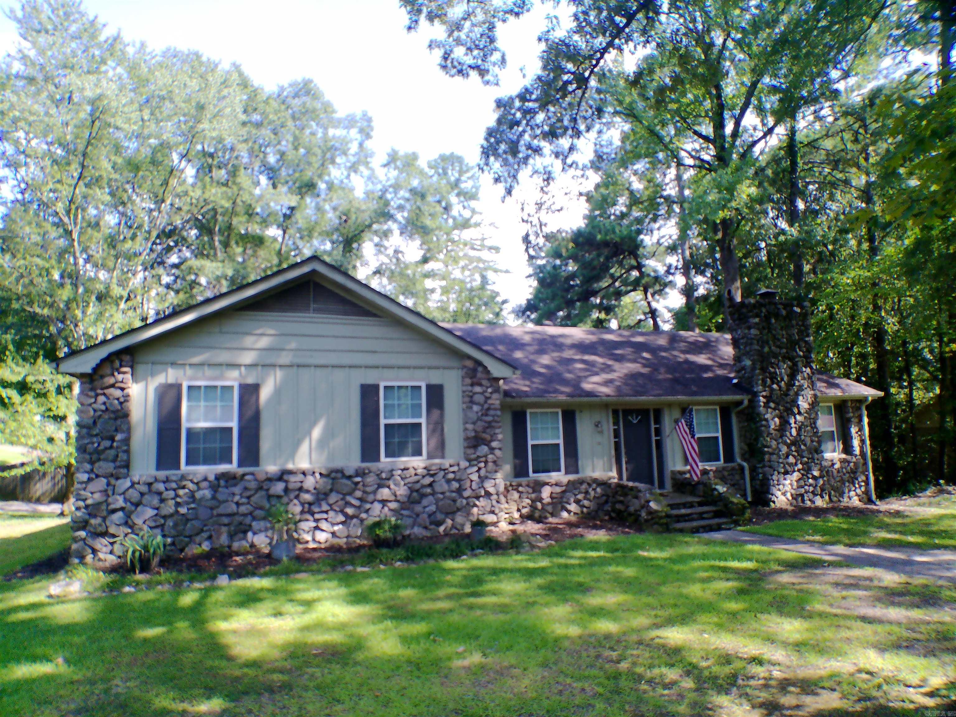 1 Ivy  Arkadelphia, AR