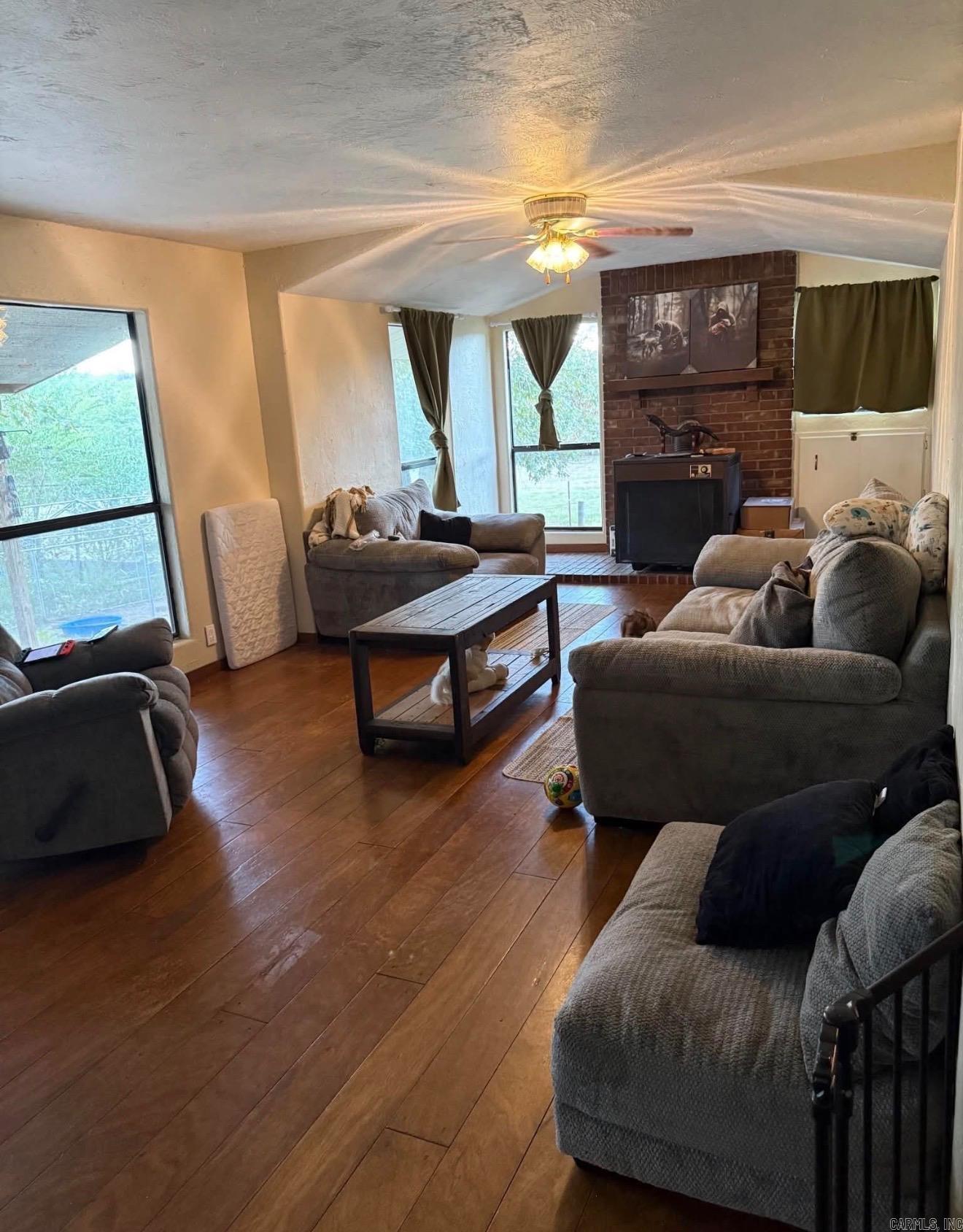 177 Polk Road 37  Mena, AR
