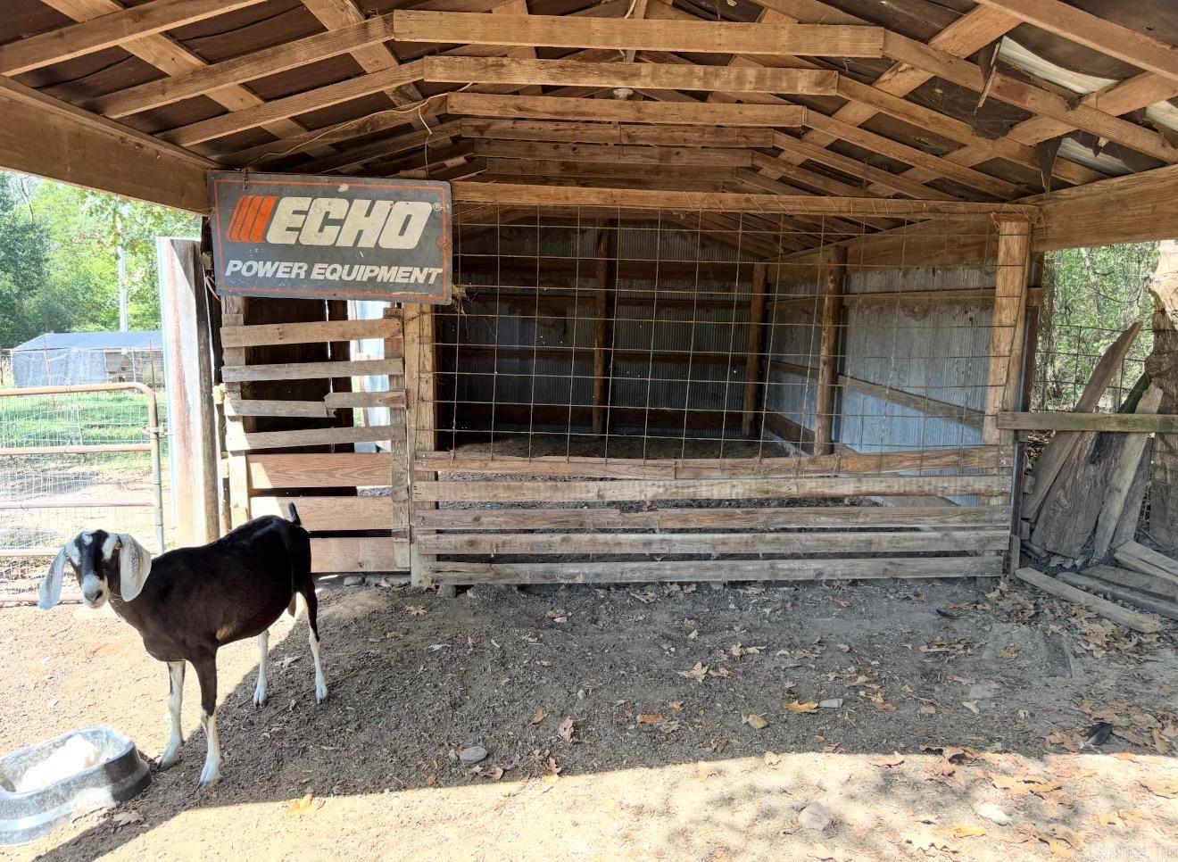 177 Polk Road 37  Mena, AR