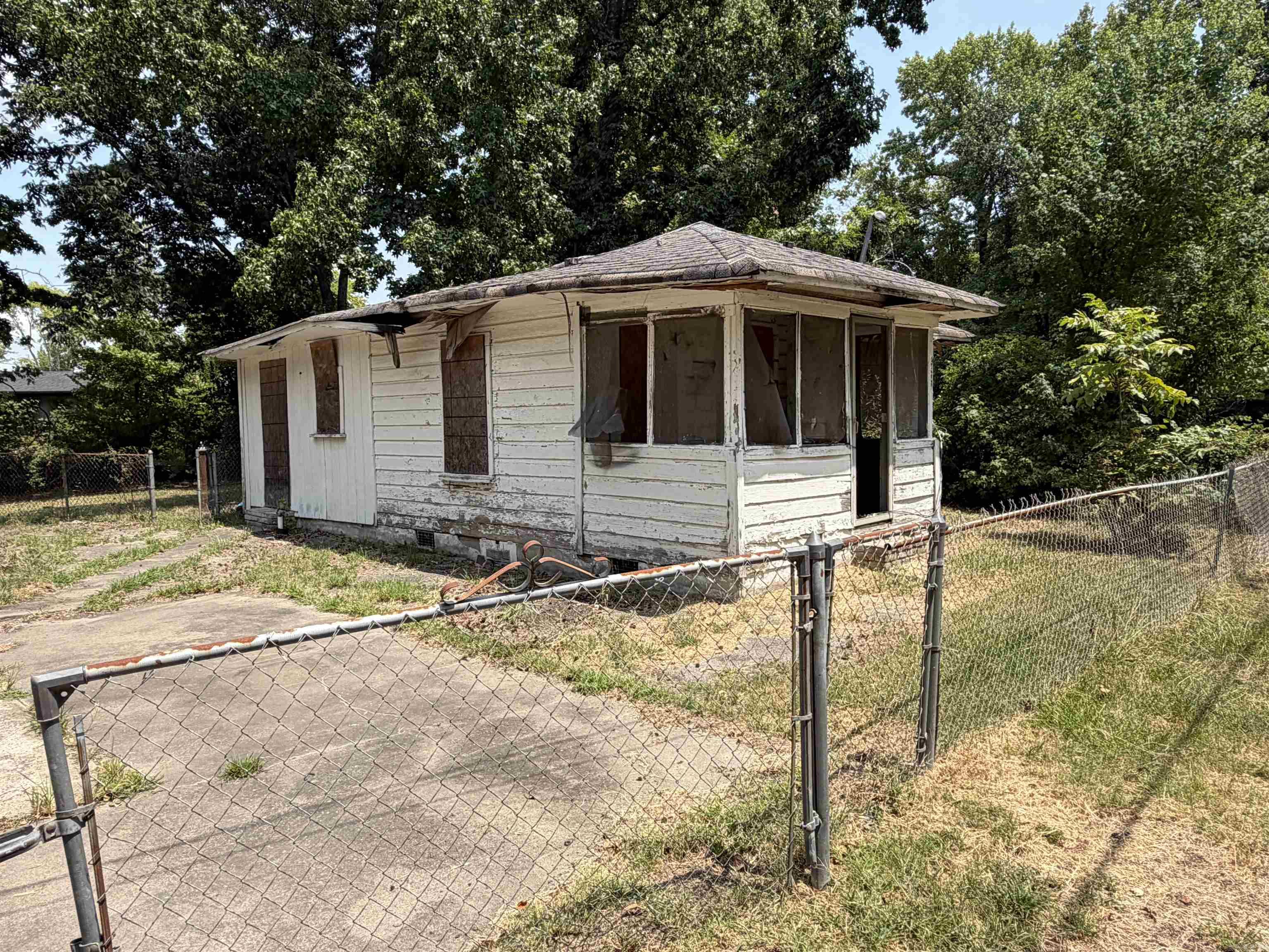 2403-2405 ROOSEVELT  Pine Bluff, AR