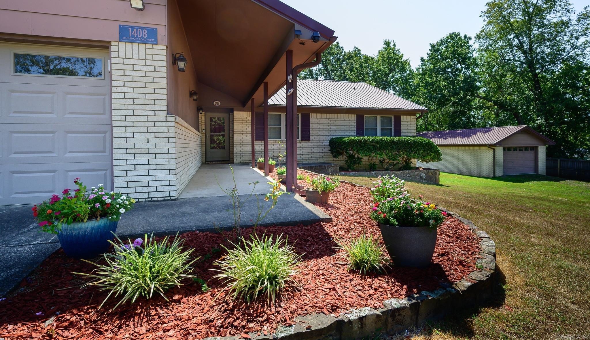 1408 West Boundary  Mena, AR