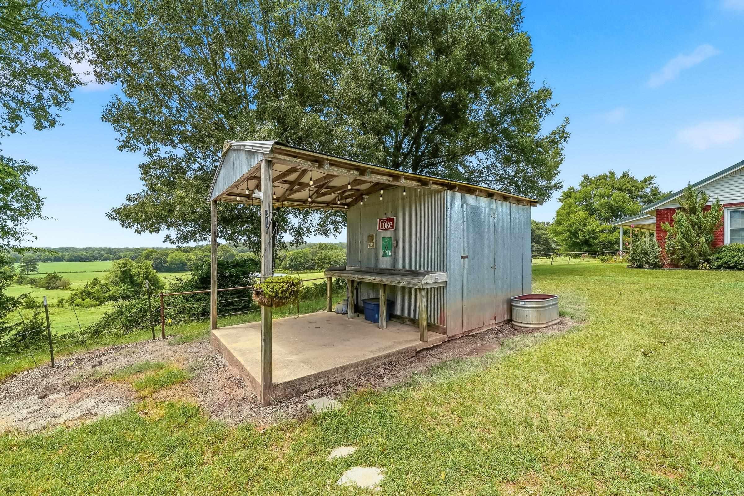 137 Pickering  Horatio, AR
