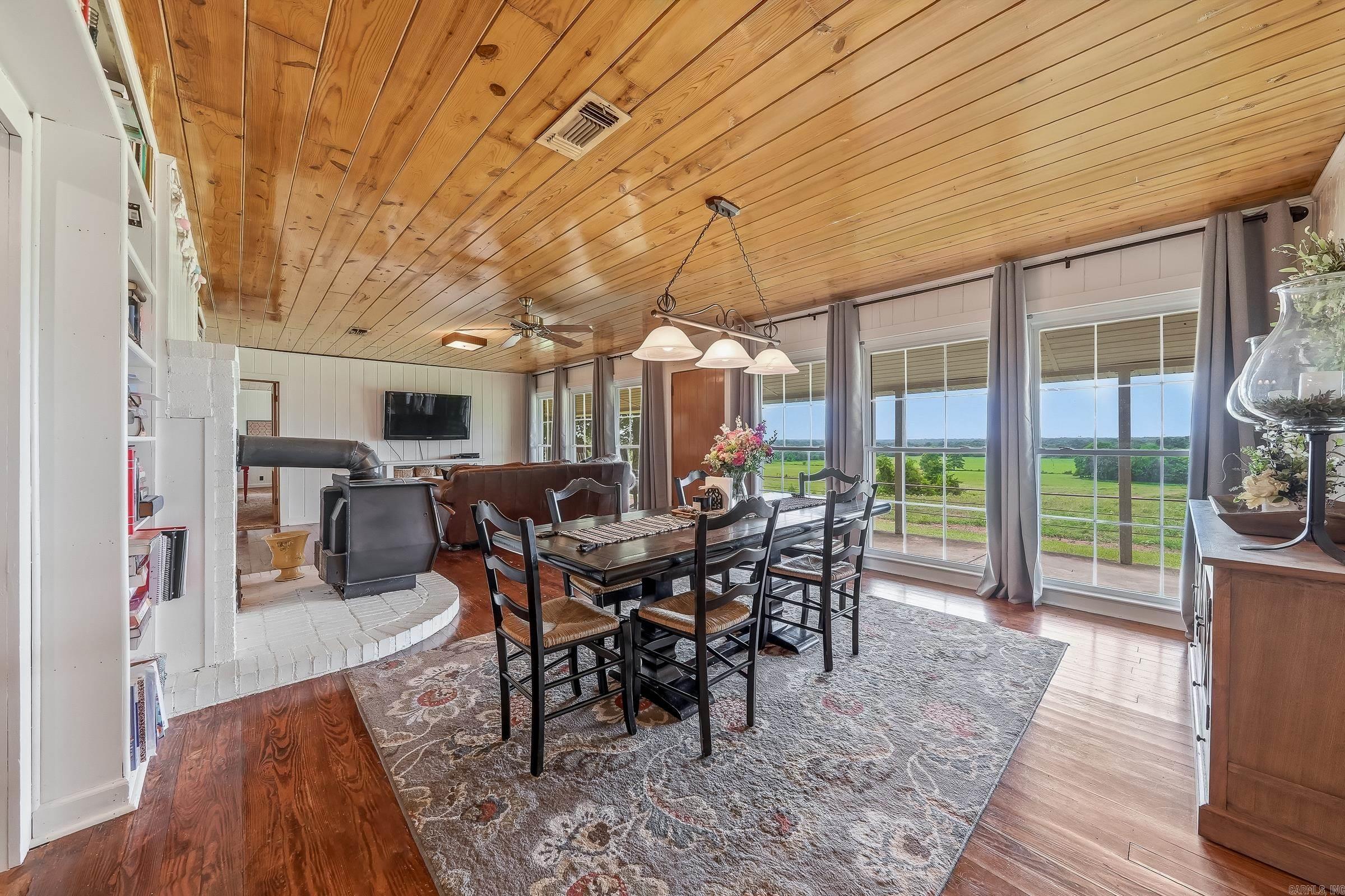 137 Pickering  Horatio, AR