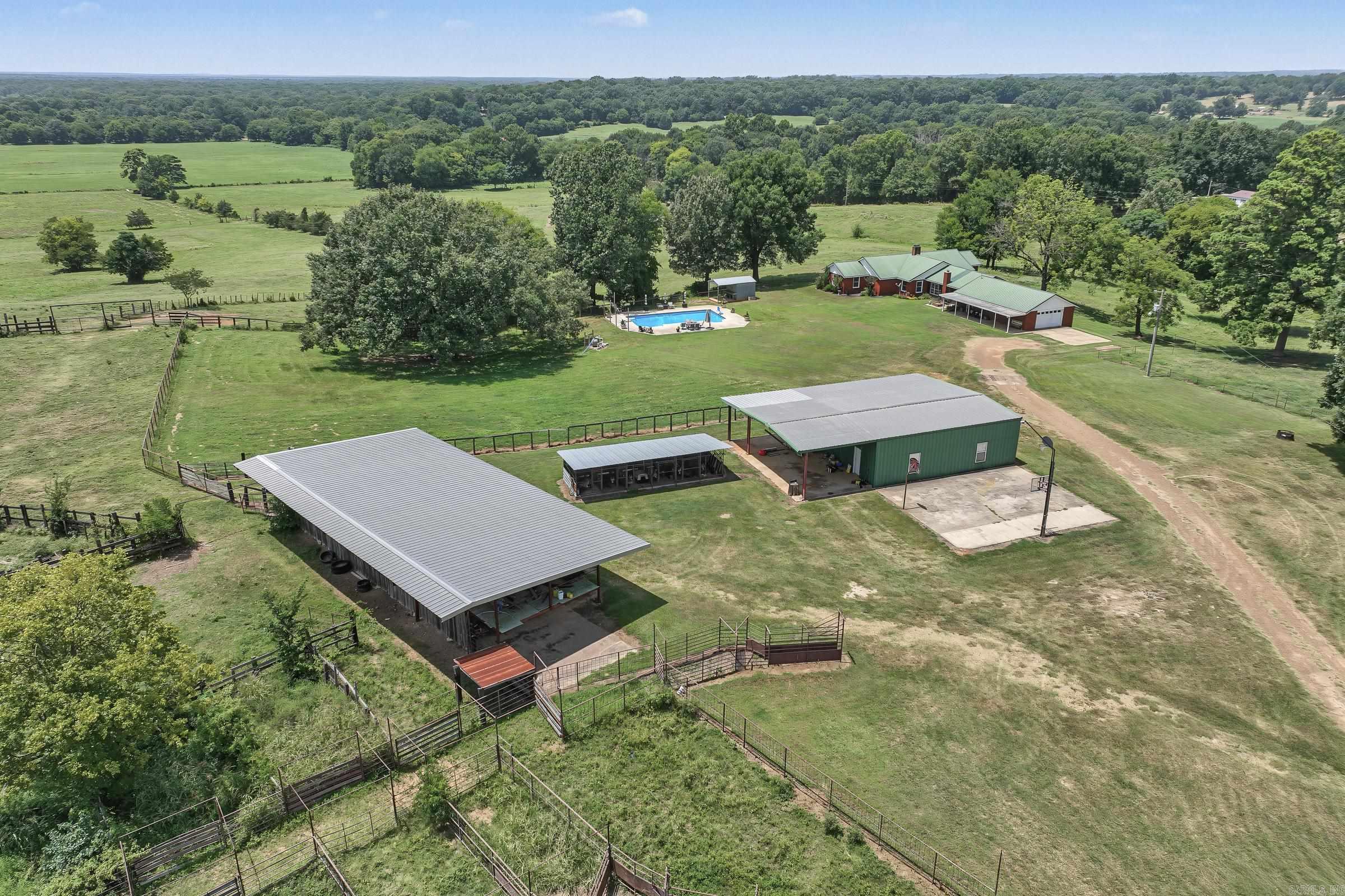 137 Pickering Drive Horatio, AR 71842