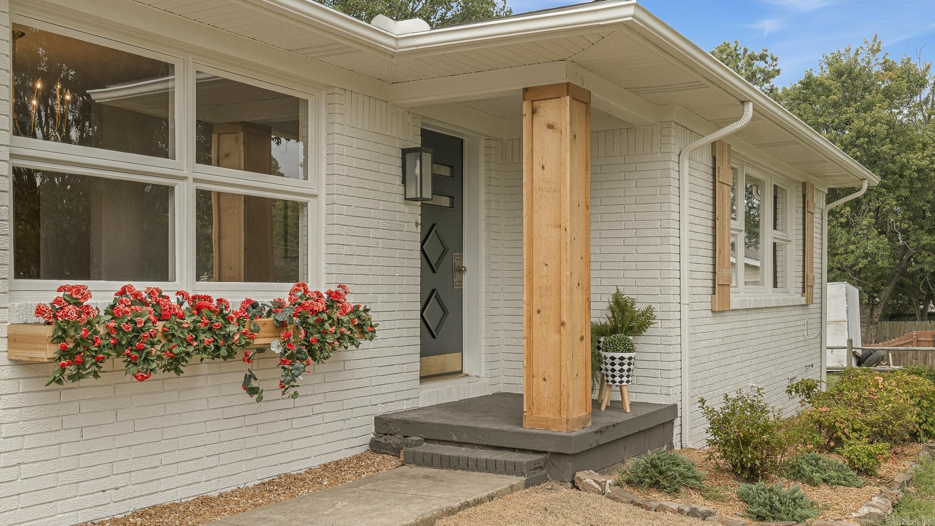3700 W Kingshighway  Paragould, AR