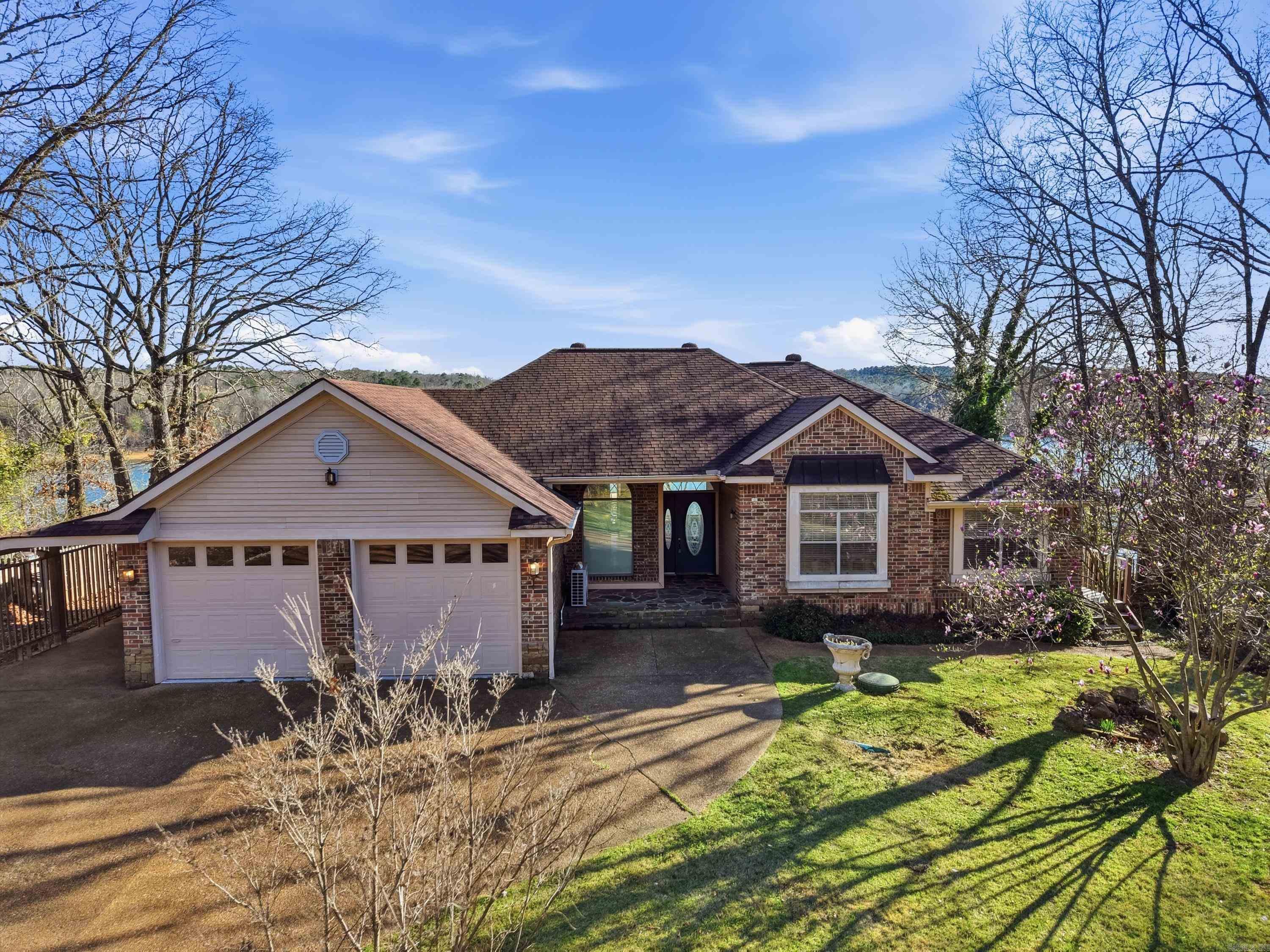 844  Davidson  Greers Ferry, AR