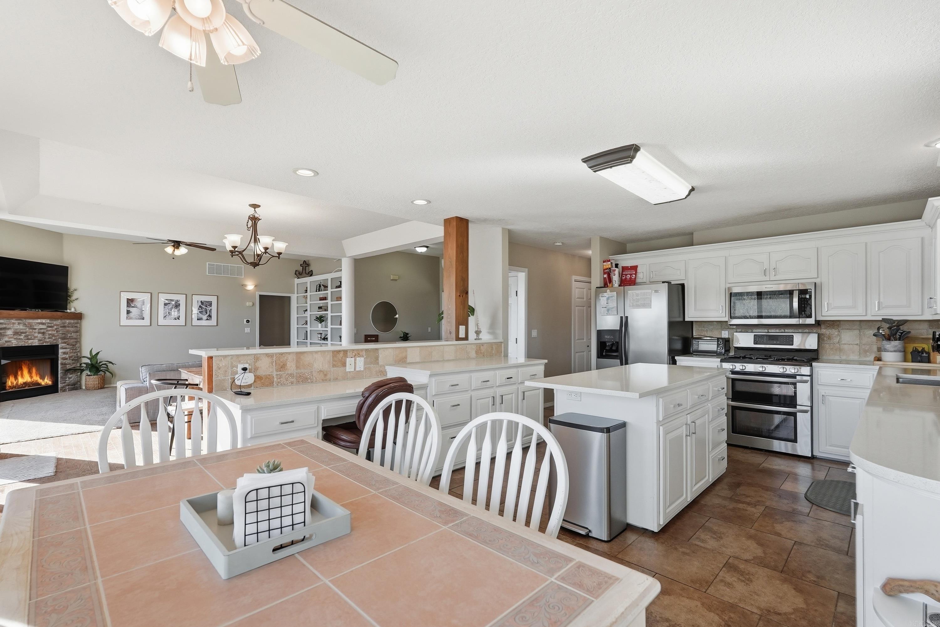 844 Davidson  Greers Ferry, AR