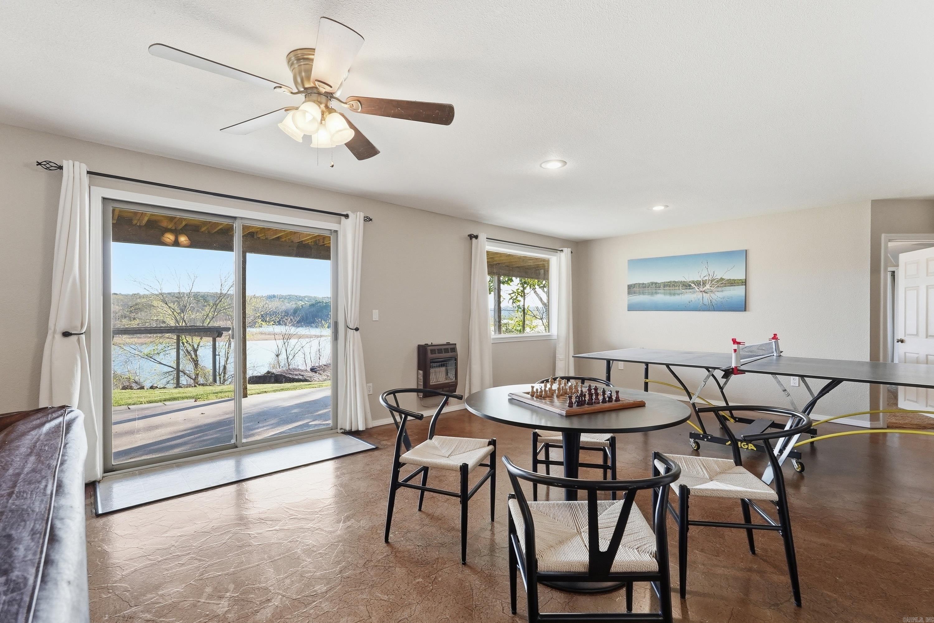844 Davidson  Greers Ferry, AR