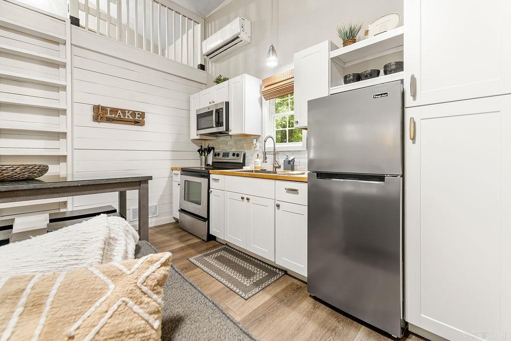 126 Danny  Clinton, AR