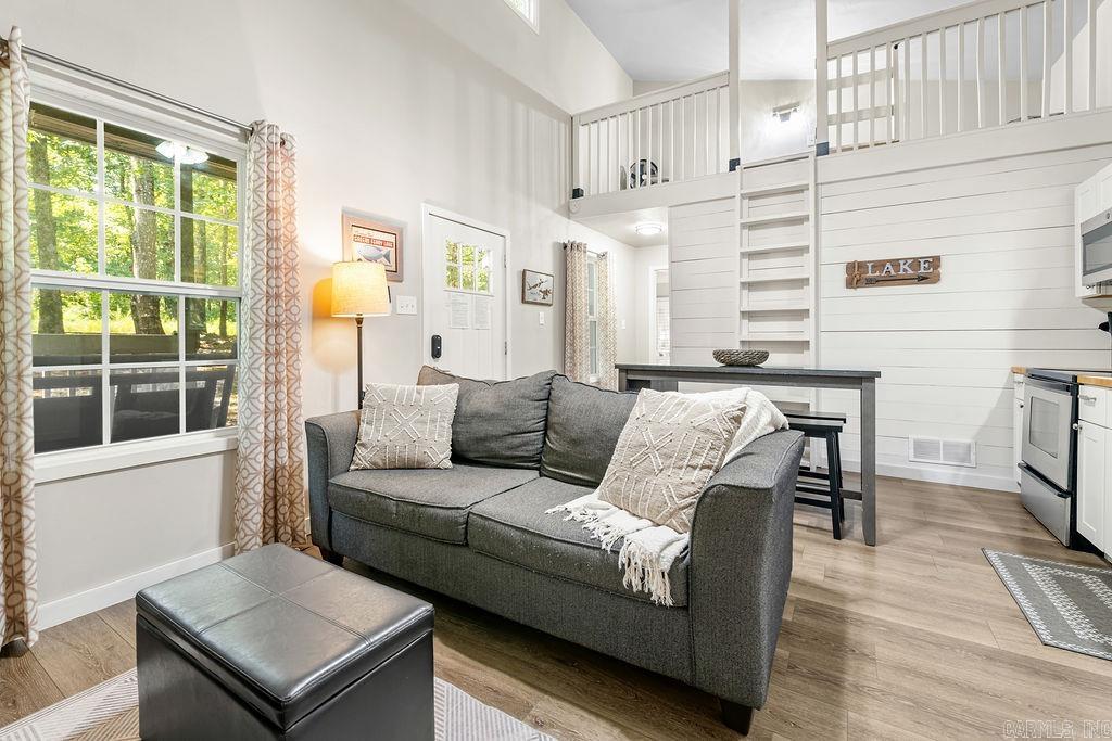 126 Danny  Clinton, AR