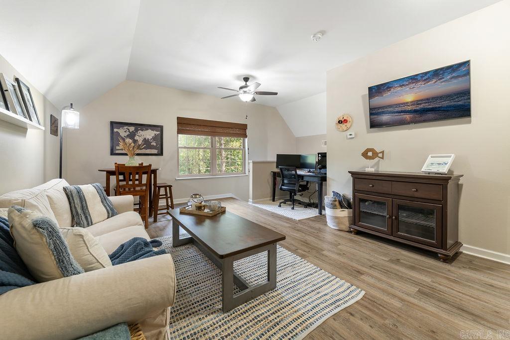 126 Danny  Clinton, AR
