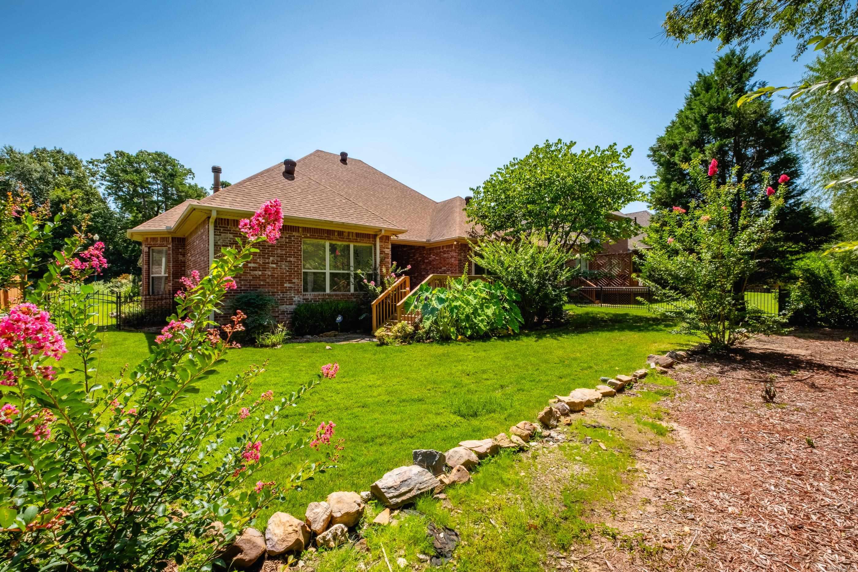 10 Chemin Court Little Rock, AR 72223