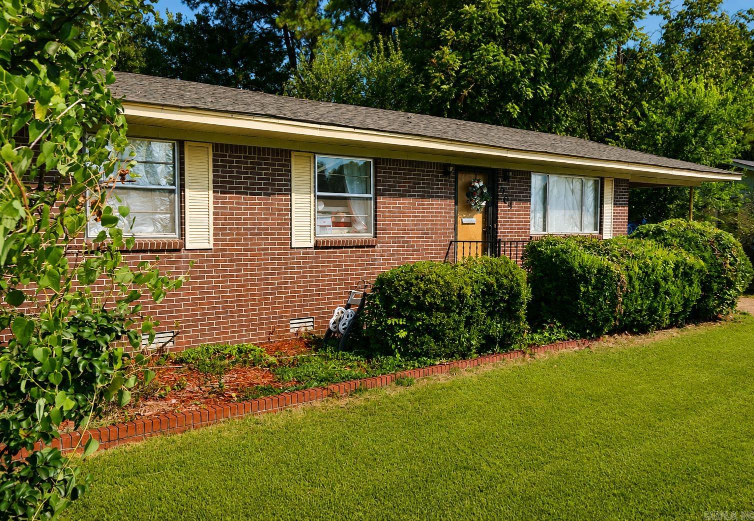 904 N Moose  Morrilton, AR
