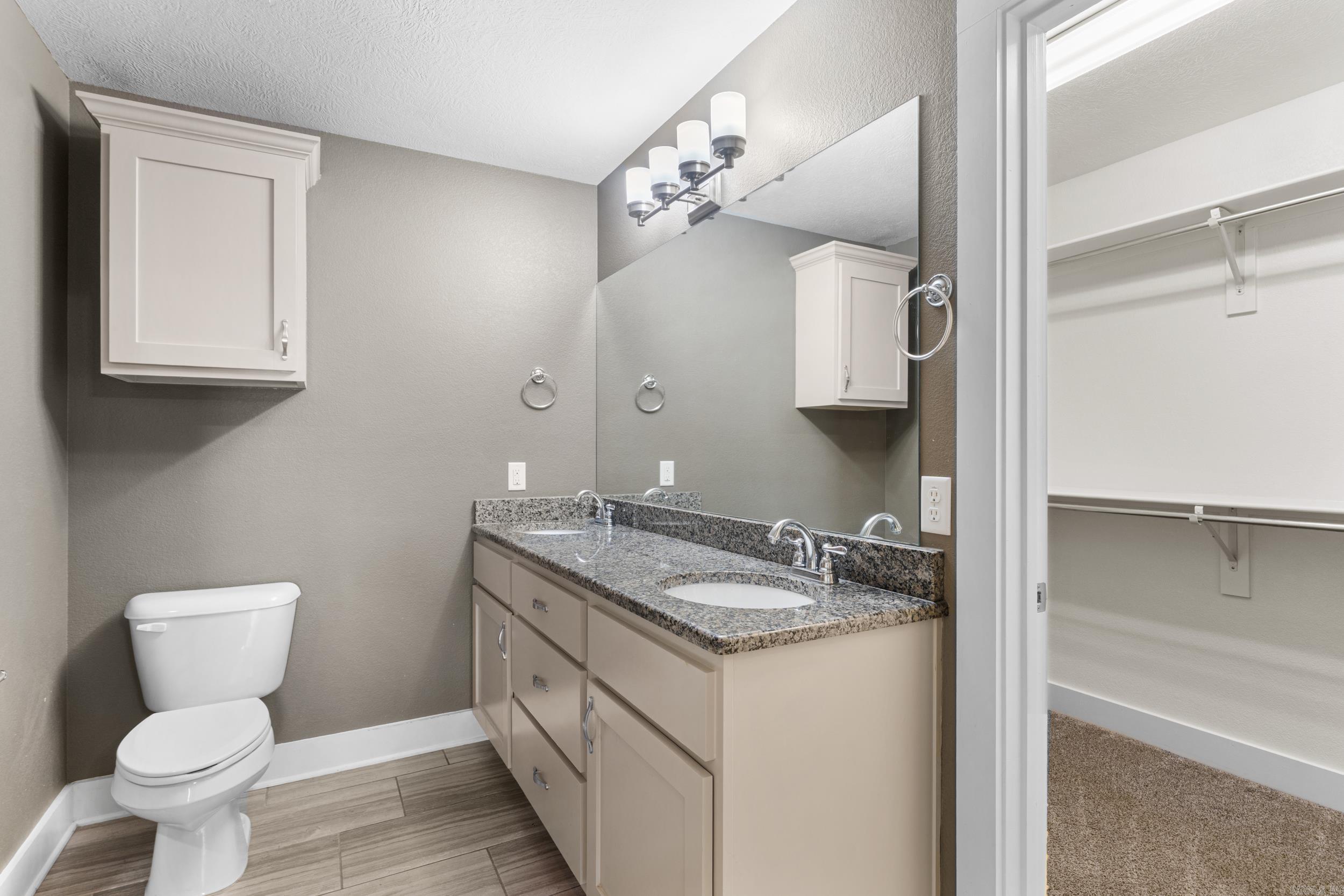 12 Lapis Cv  Greenbrier, AR