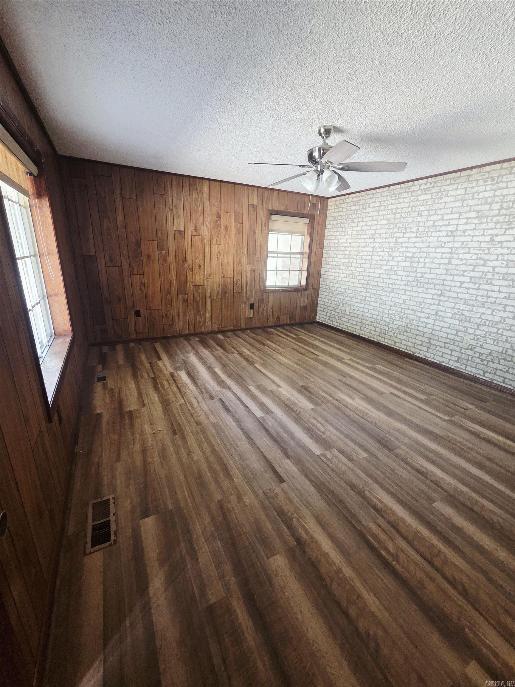 119 County Road 137  Bono, AR