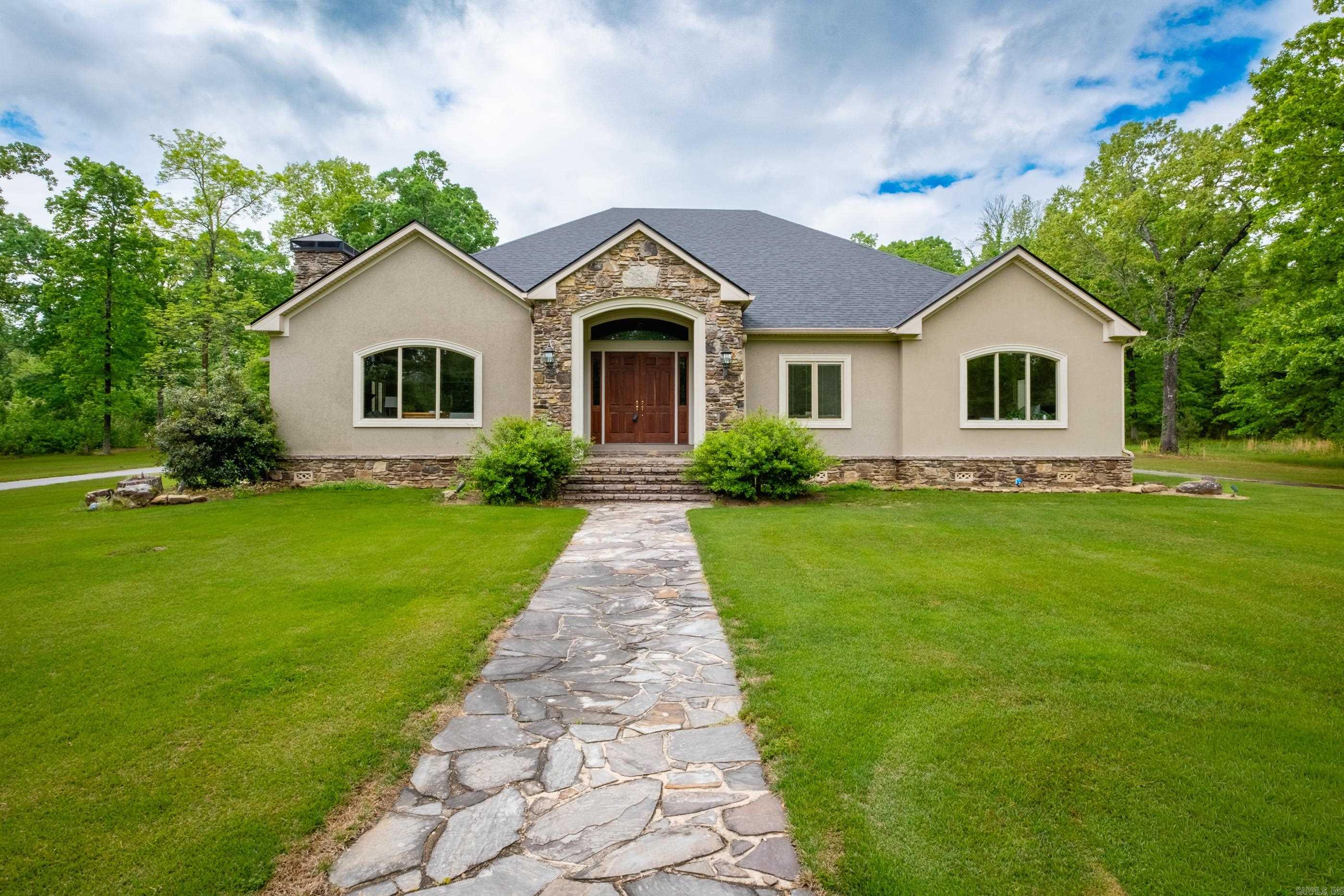 1 Longwood Road