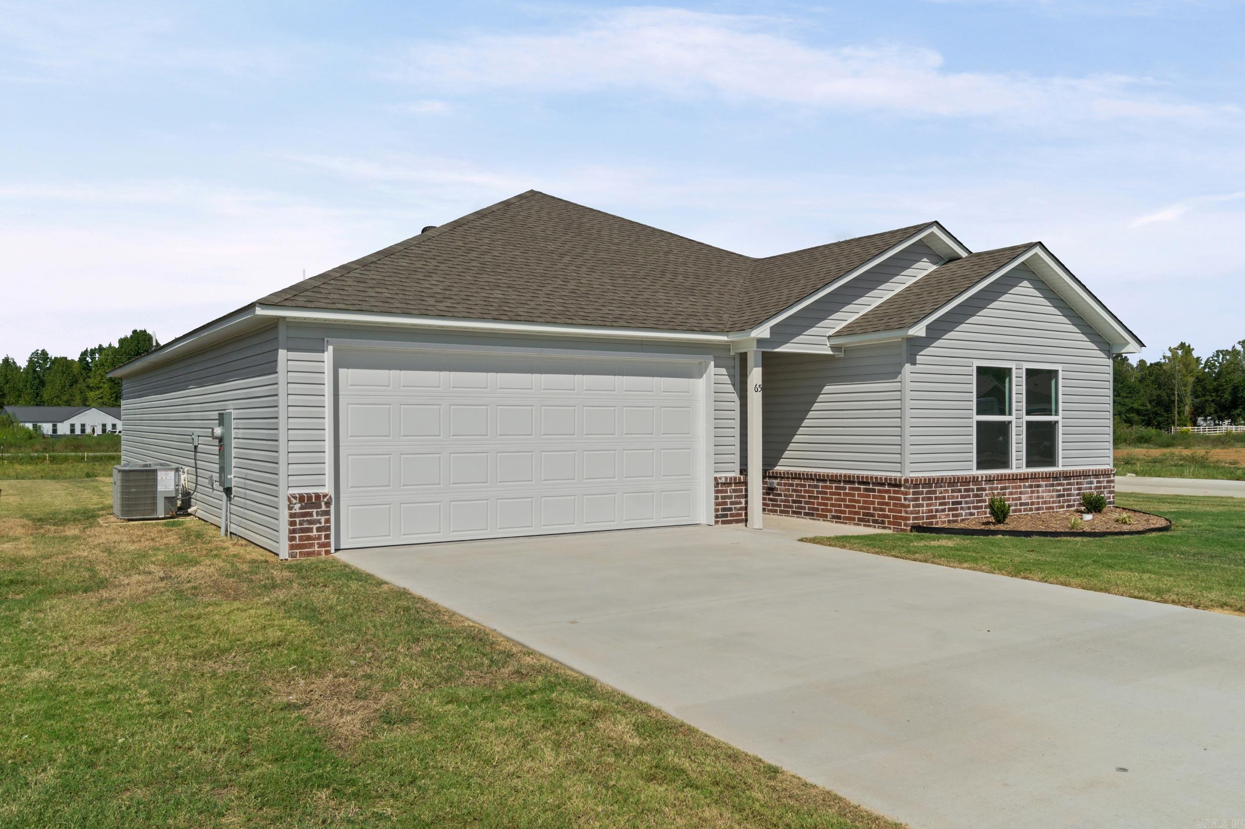 65 Farmhouse Loop — photo 3