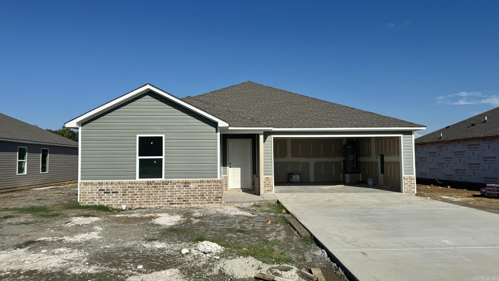 58 Farmhouse Loop — exterior