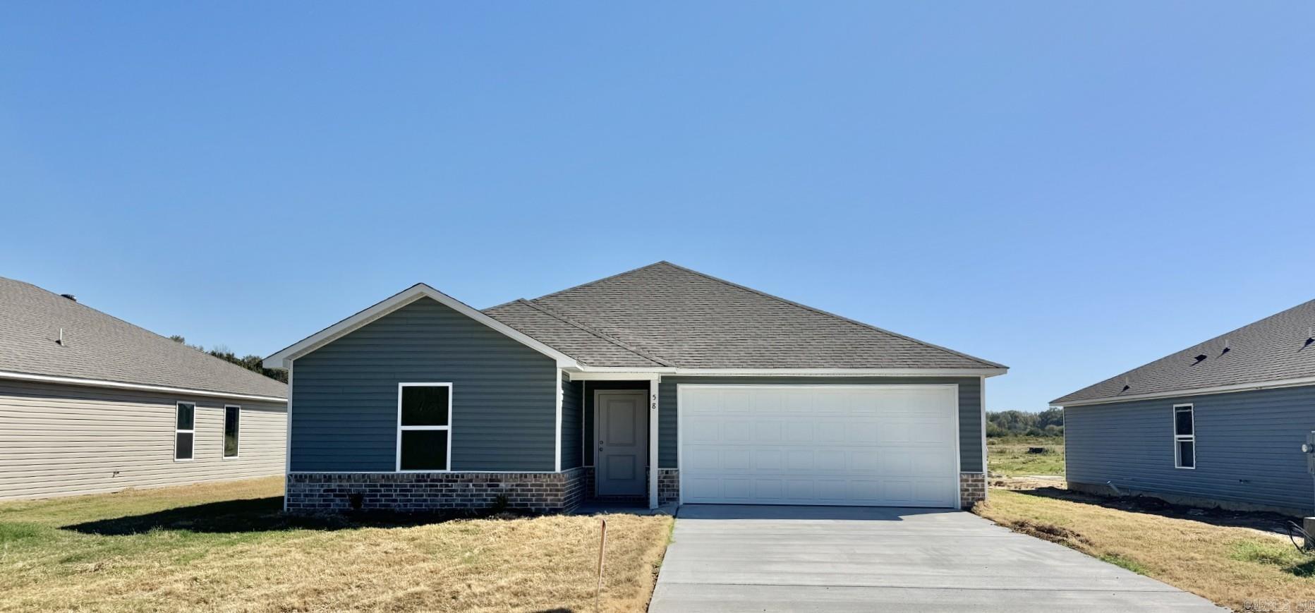 58 Farmhouse Loop — exterior