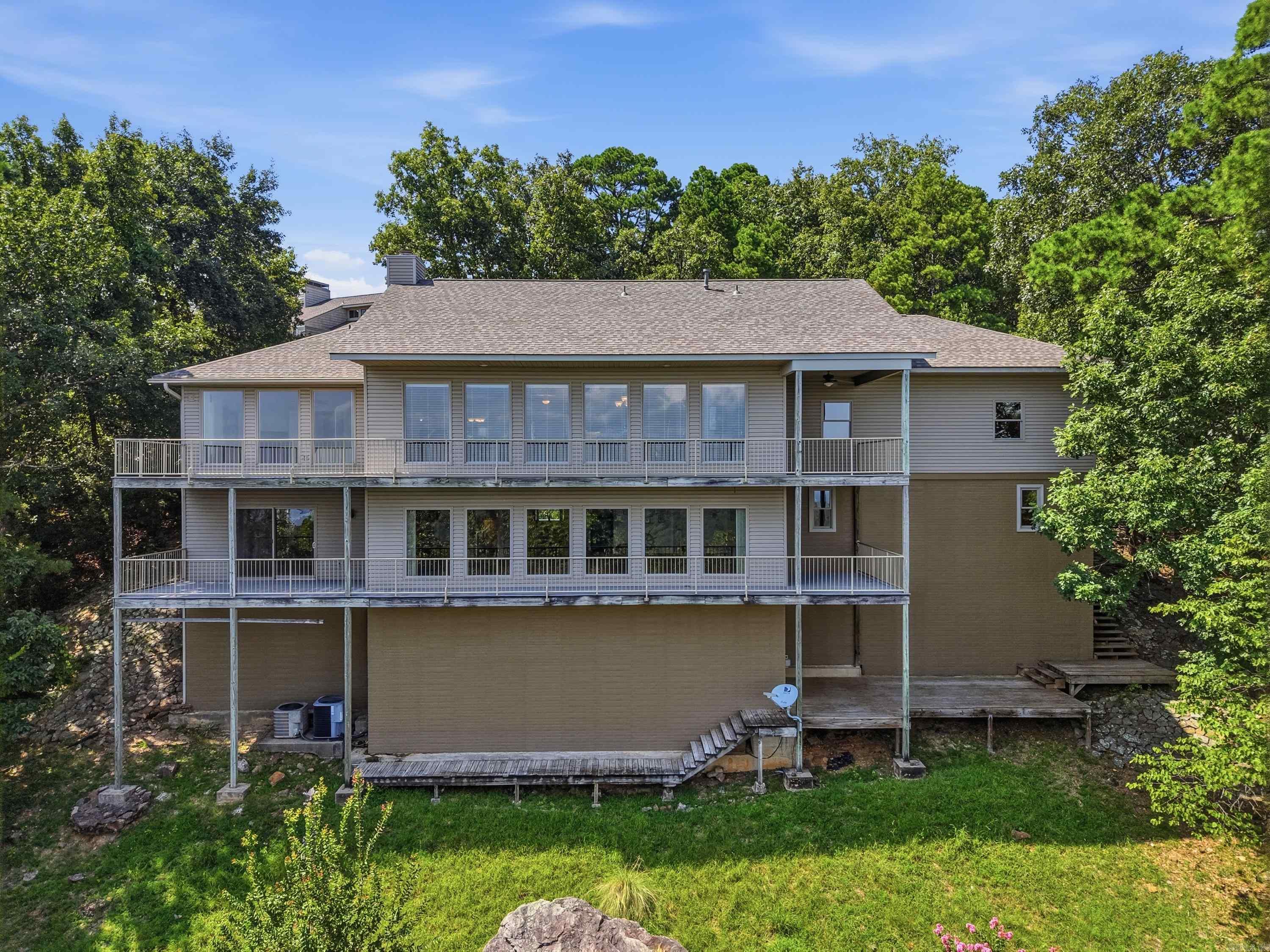 141 Chelsea  Fairfield Bay, AR