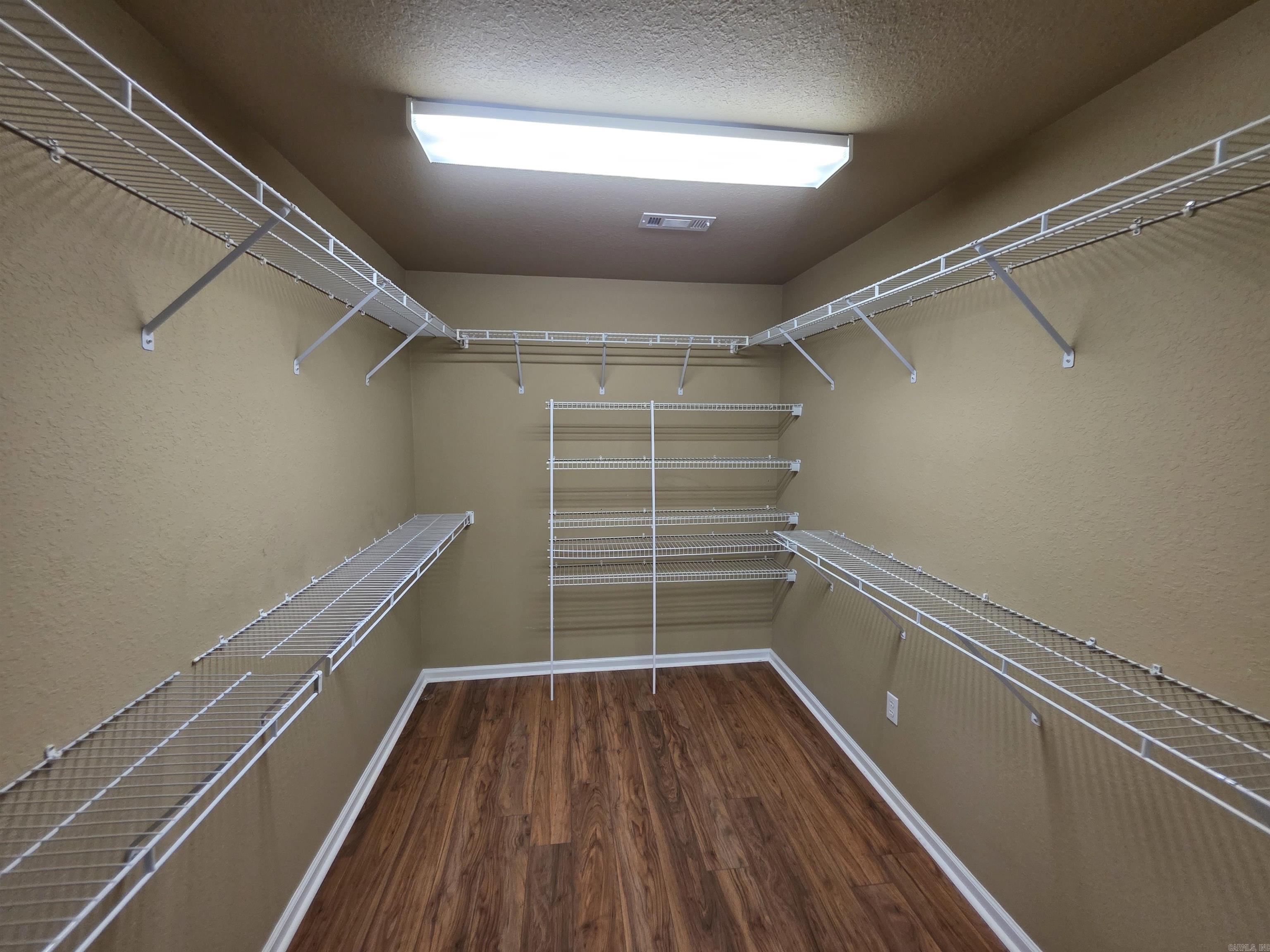 2903 Cambridge  Paragould, AR