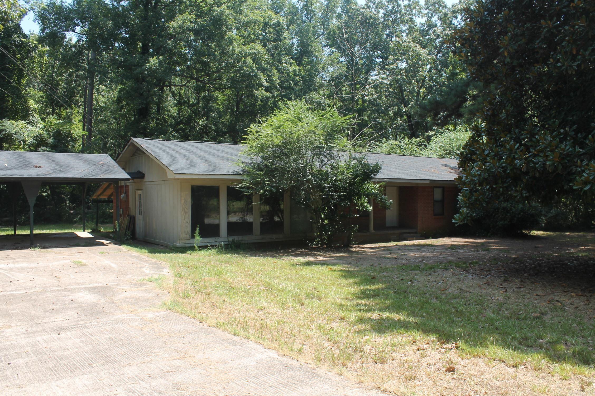 2397 Grant 74  Sheridan, AR
