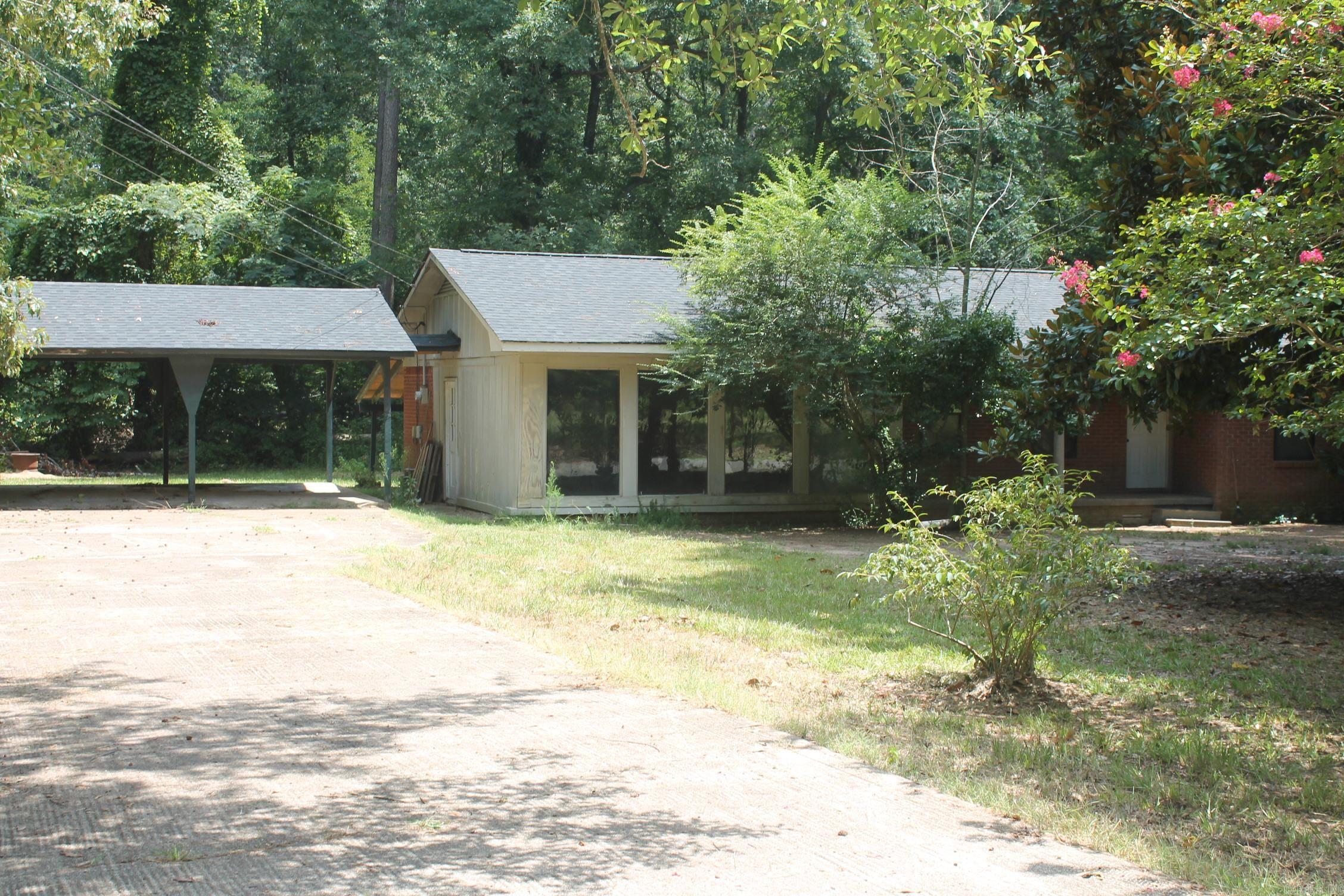 2397 Grant 74  Sheridan, AR