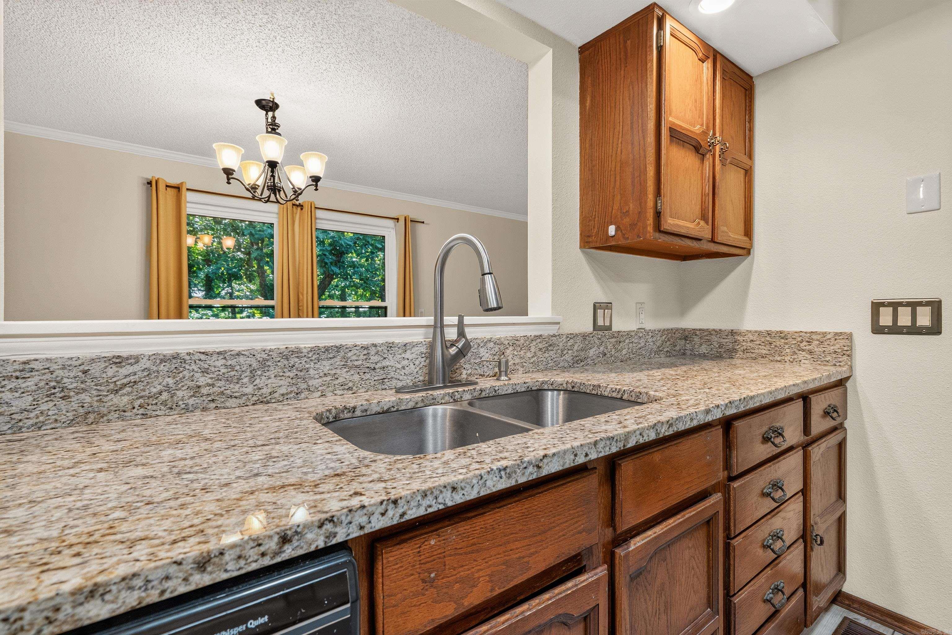 16 Reddina  Hot Springs Village, AR