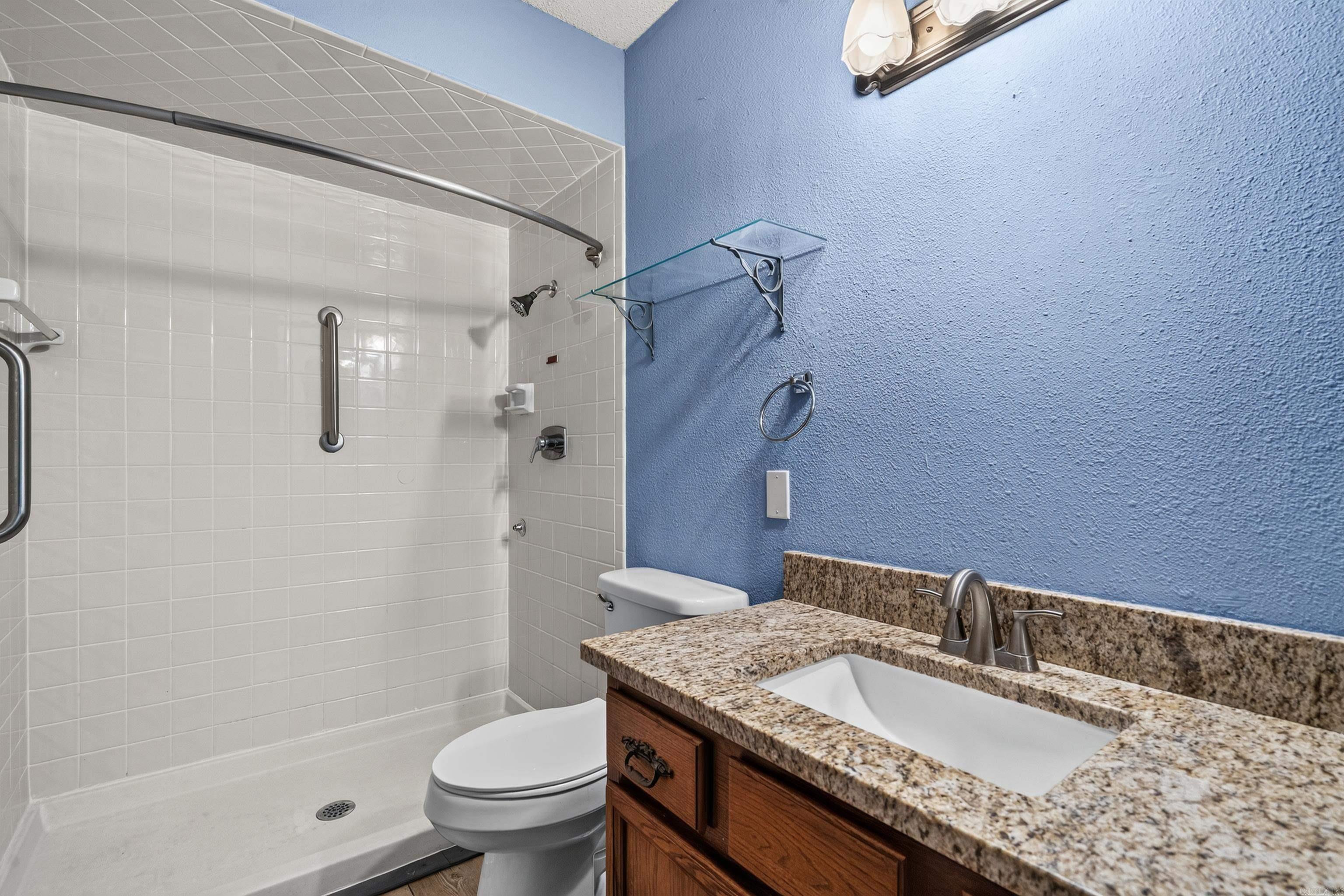 16 Reddina  Hot Springs Village, AR