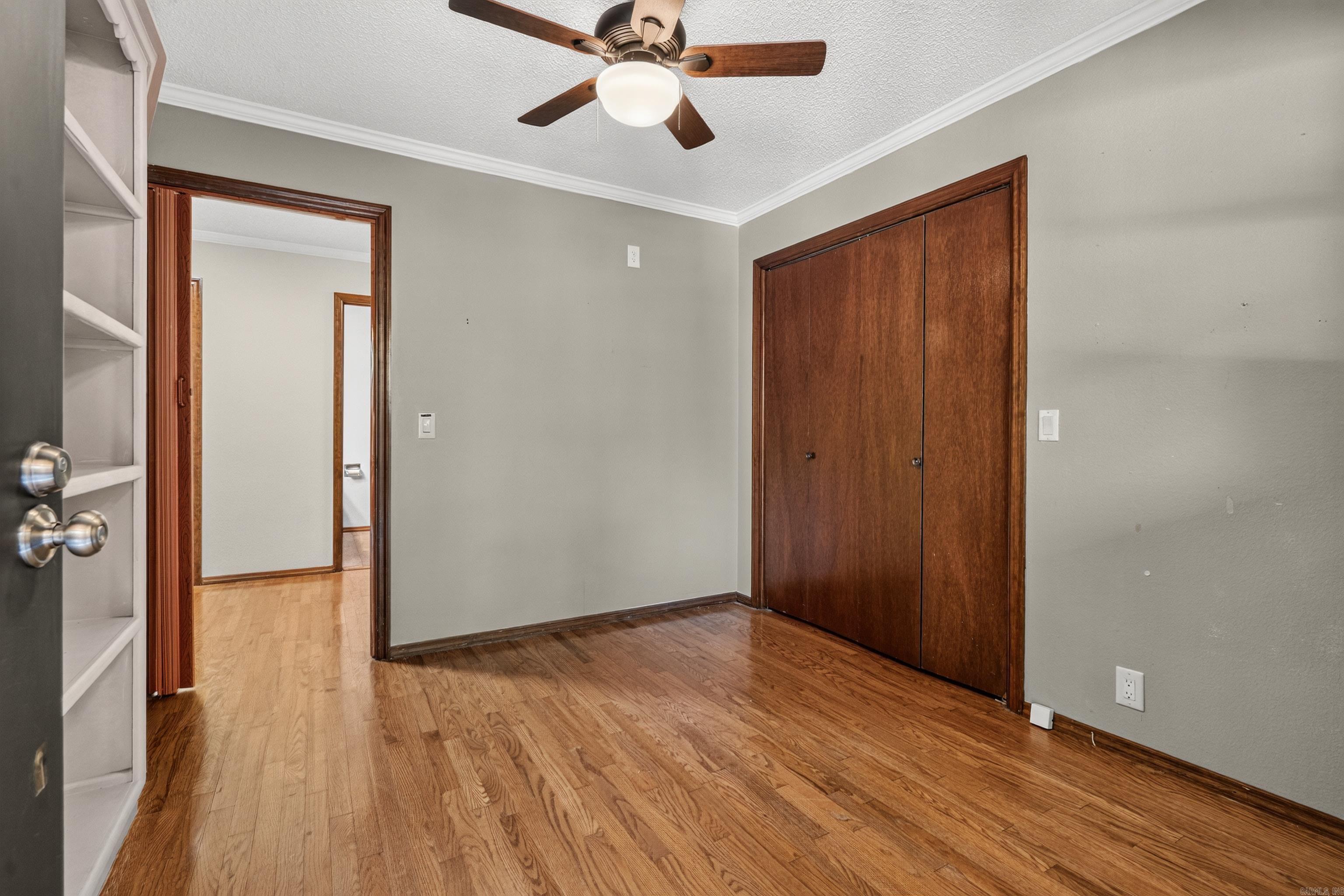 16 Reddina  Hot Springs Village, AR