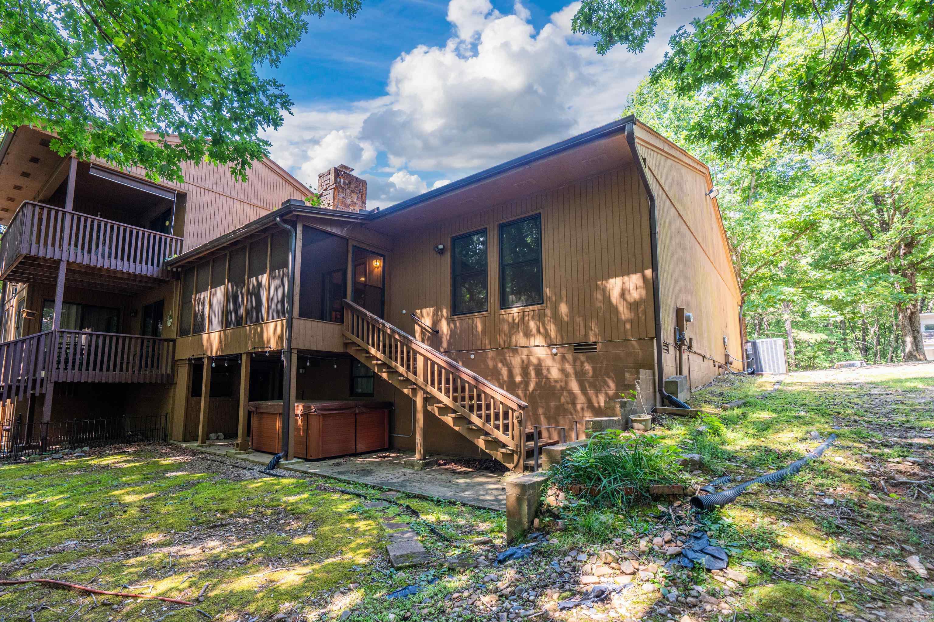 16 Reddina  Hot Springs Village, AR