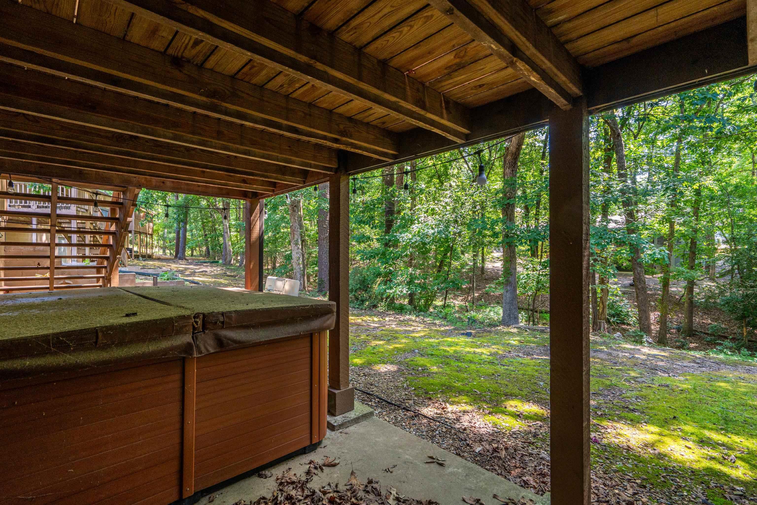 16 Reddina  Hot Springs Village, AR