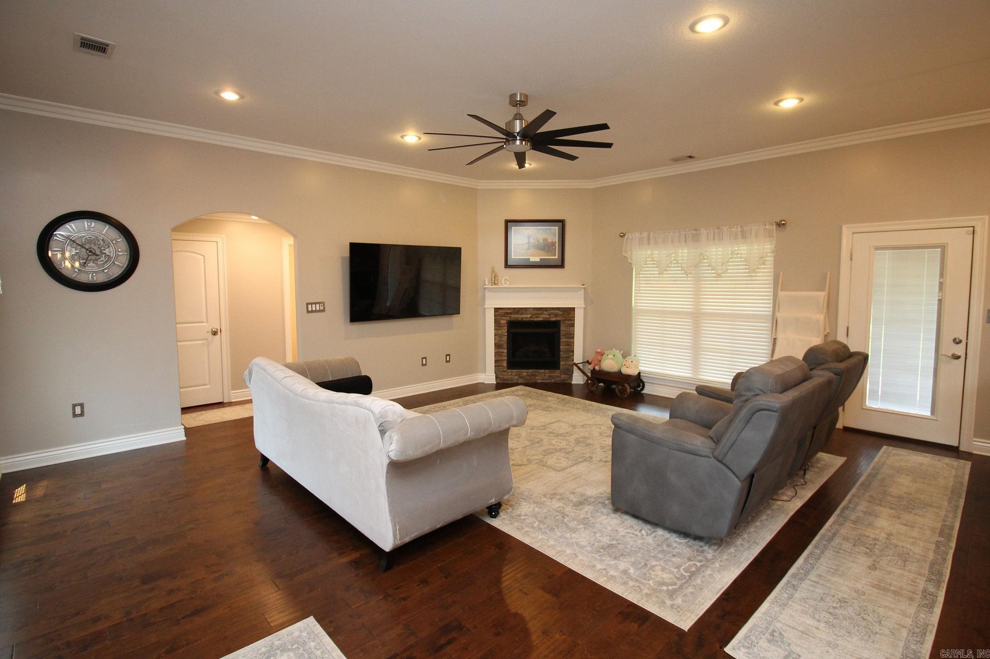 4303 Phillips Dr.  Paragould, AR