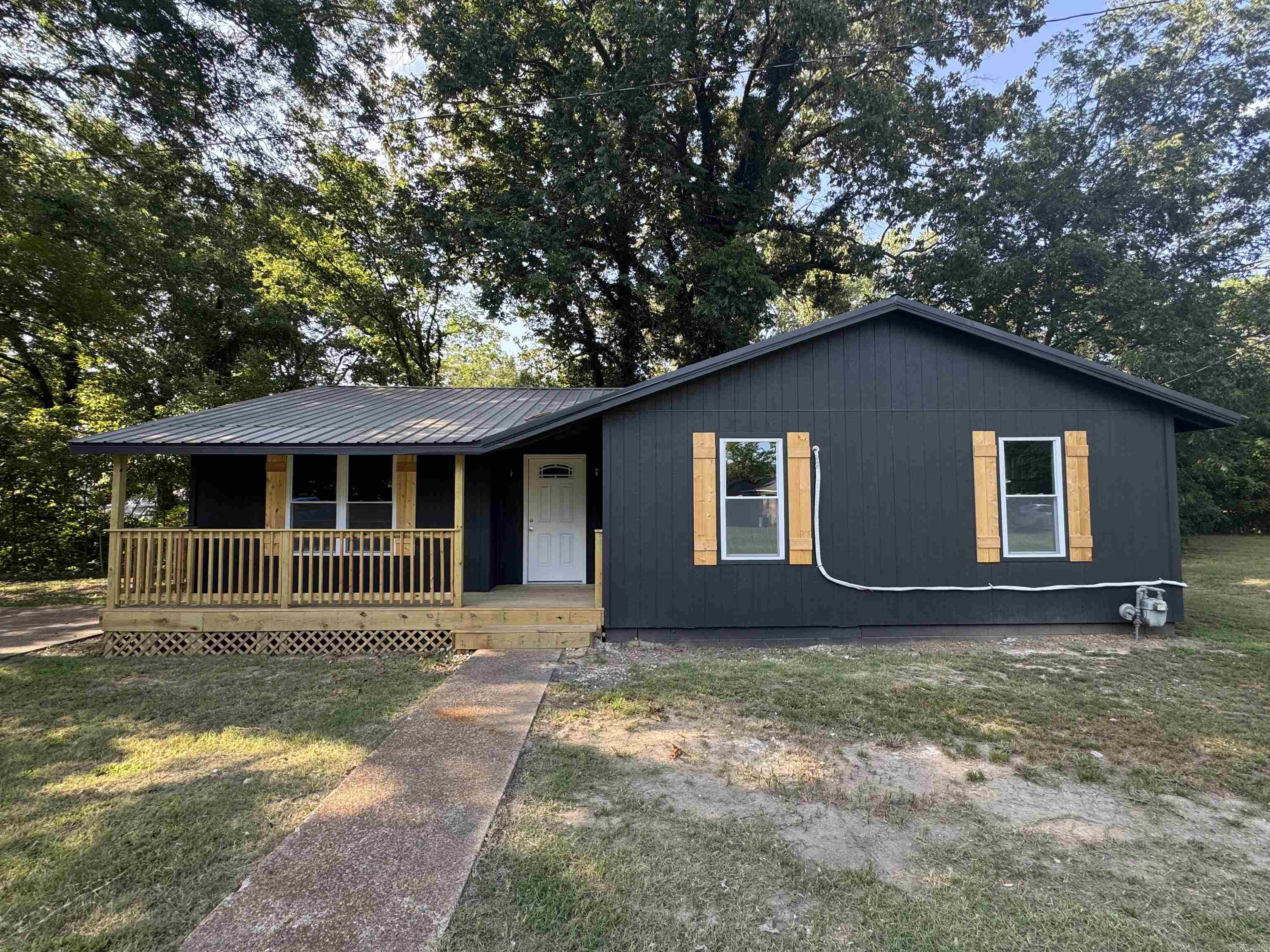 220 W Morris Ave  Wynne, AR