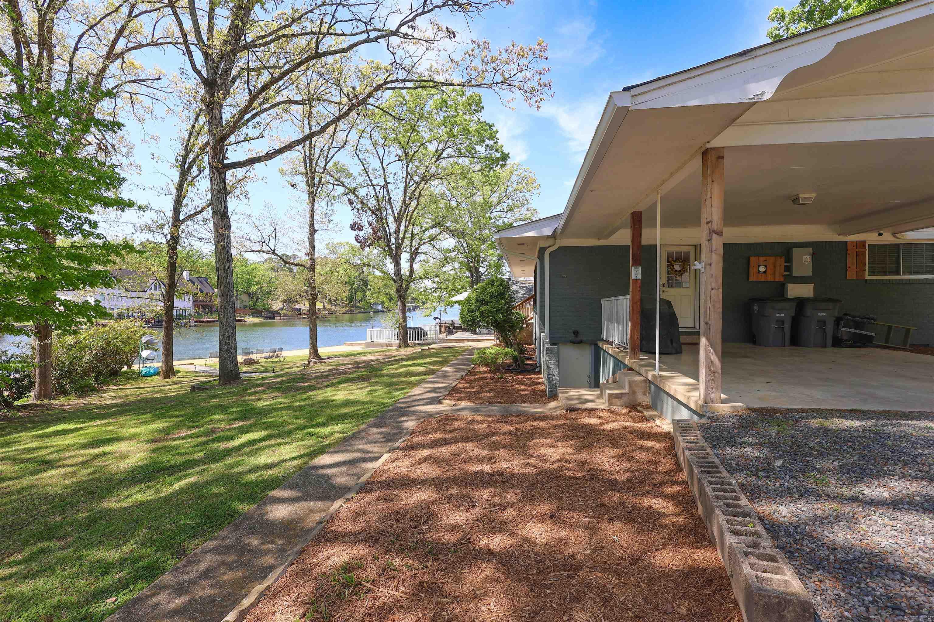 189 Bayshore  Hot Springs, AR