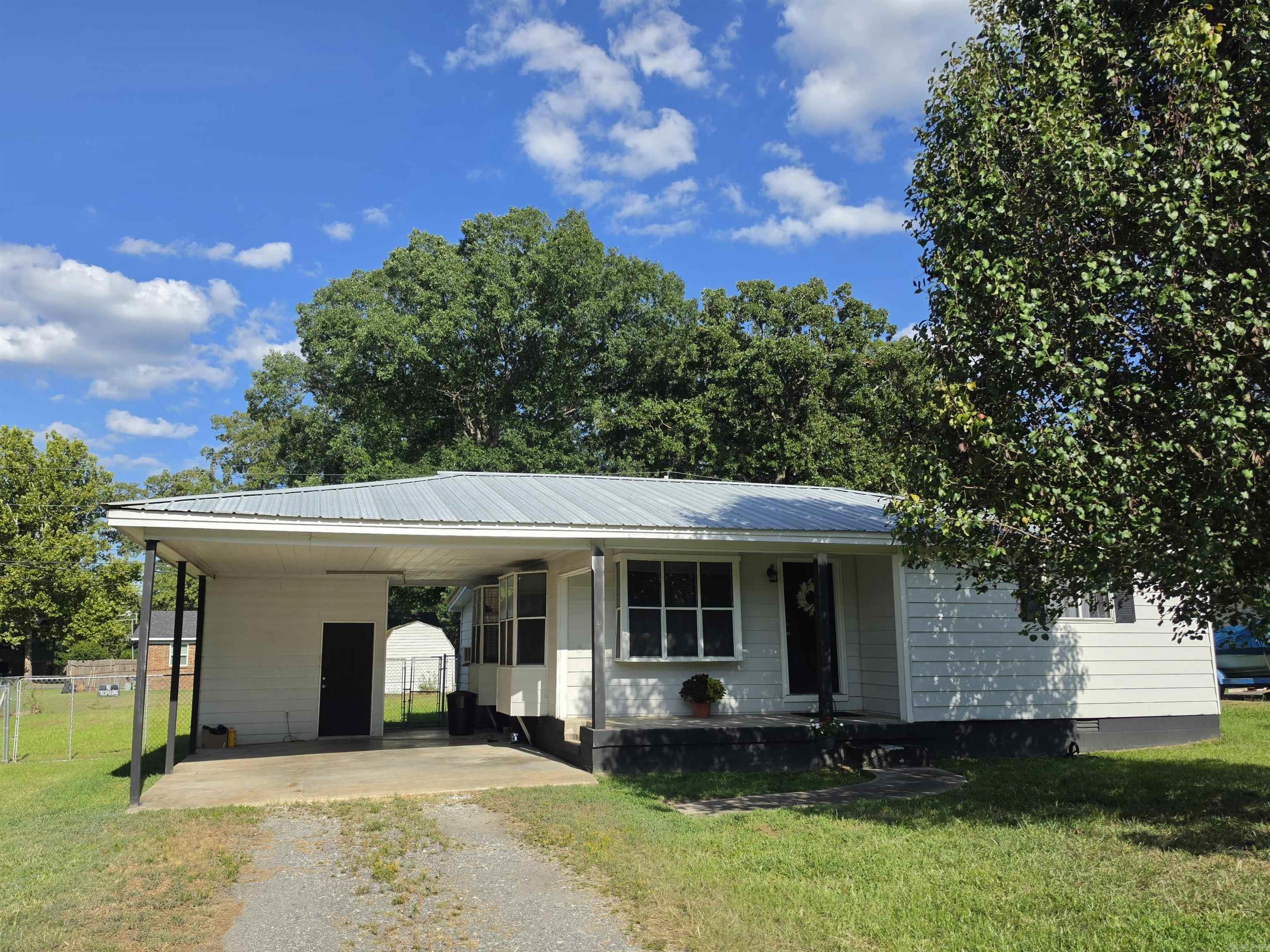 12  Robin Dr  Sheridan, AR