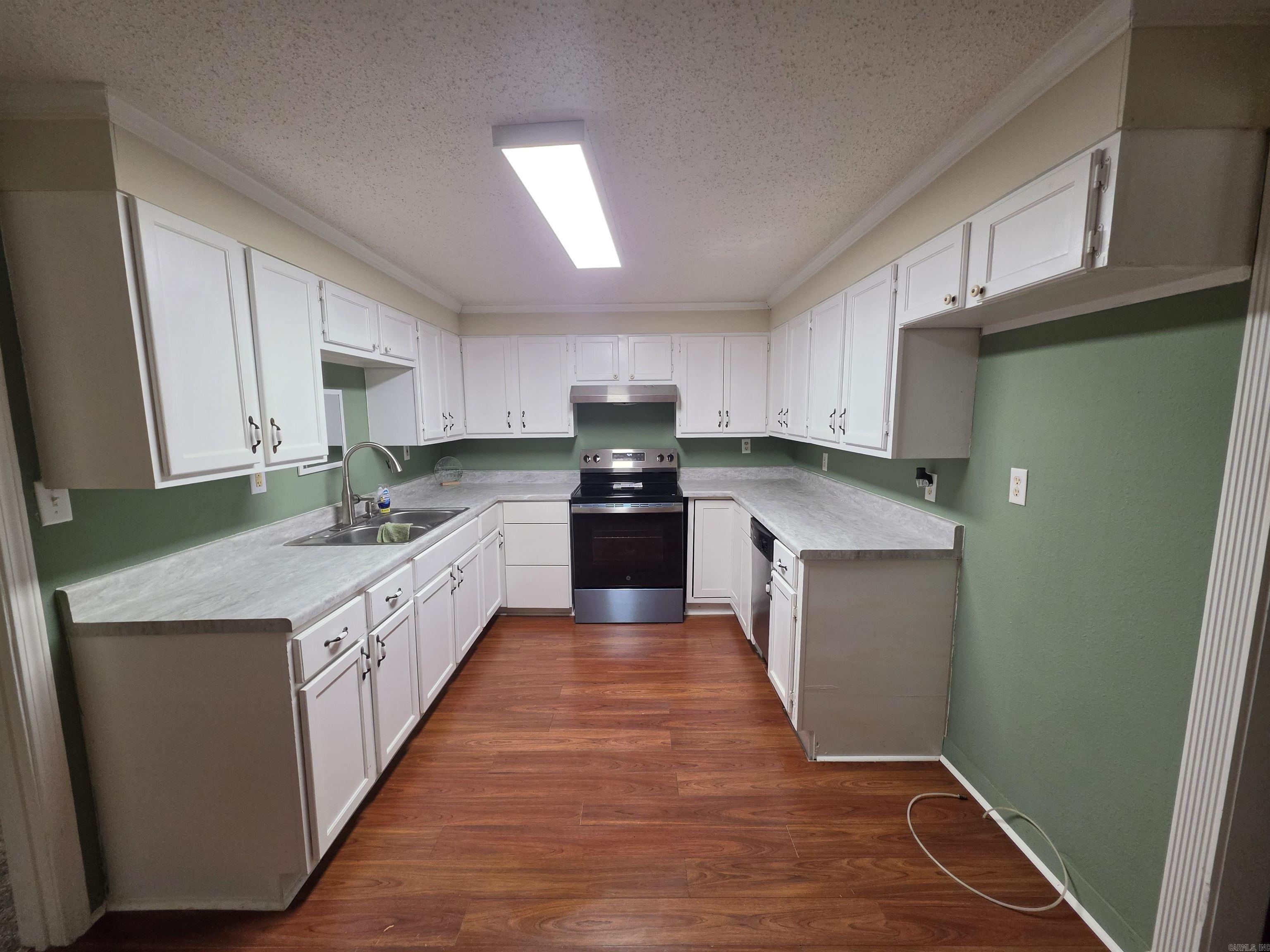 12 Robin Dr  Sheridan, AR